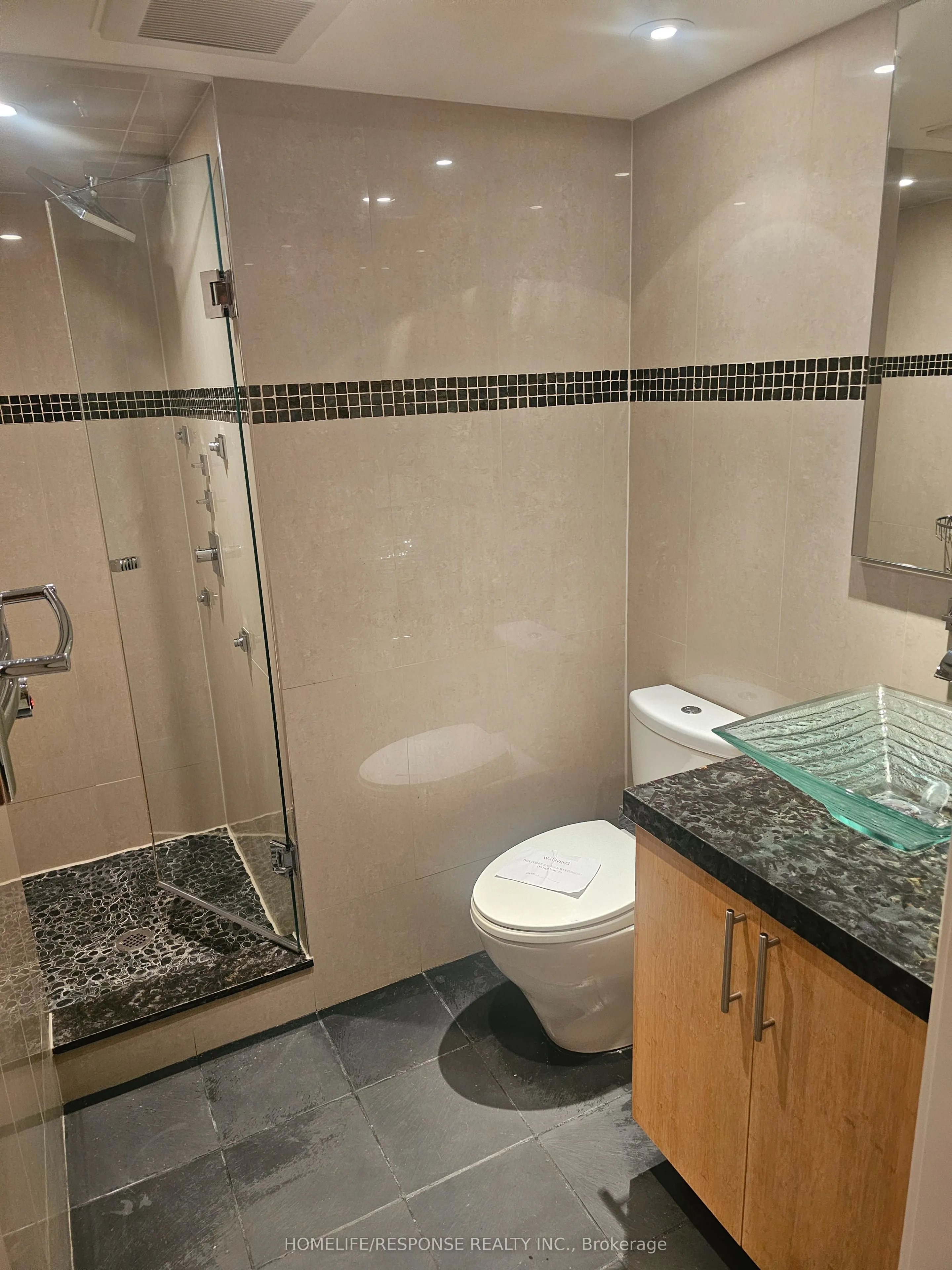 2111 Lakeshore Boulevard W, #809