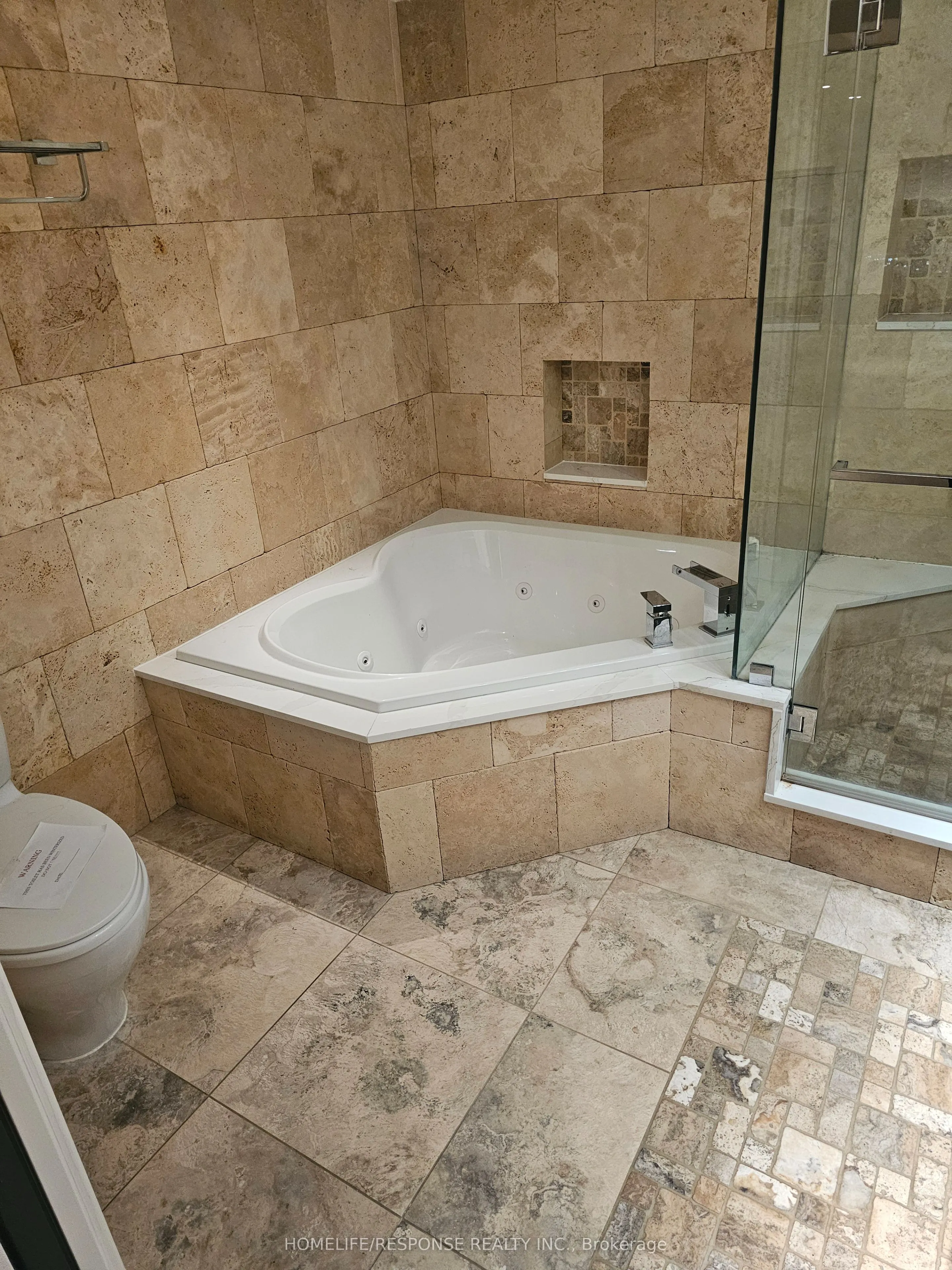 2111 Lakeshore Boulevard W, #809