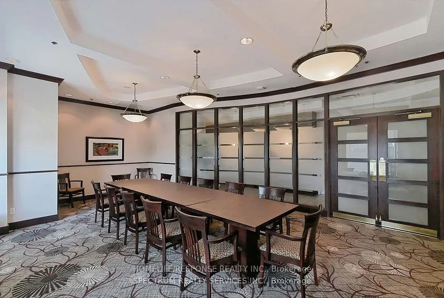2111 Lakeshore Boulevard W, #809
