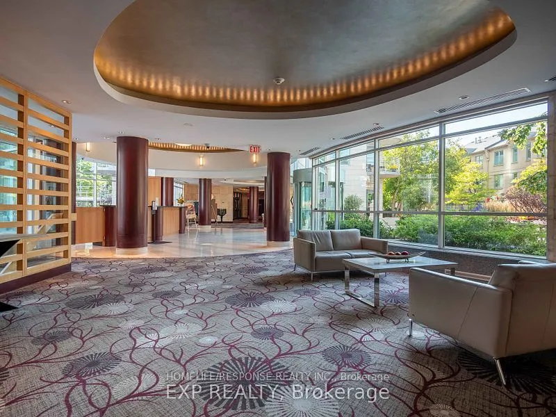 2111 Lakeshore Boulevard W, #809