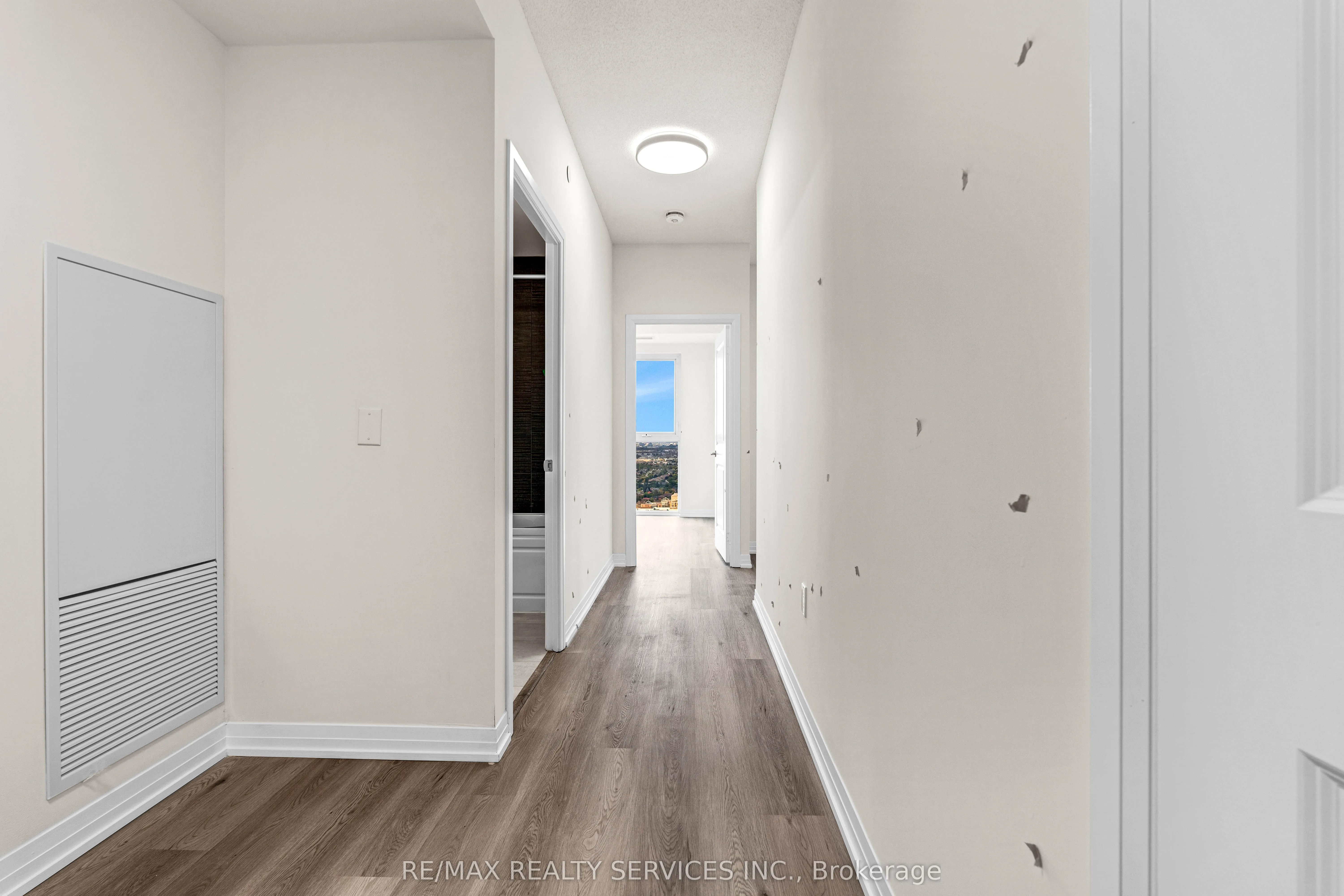 15 Watergarden Drive, #2501