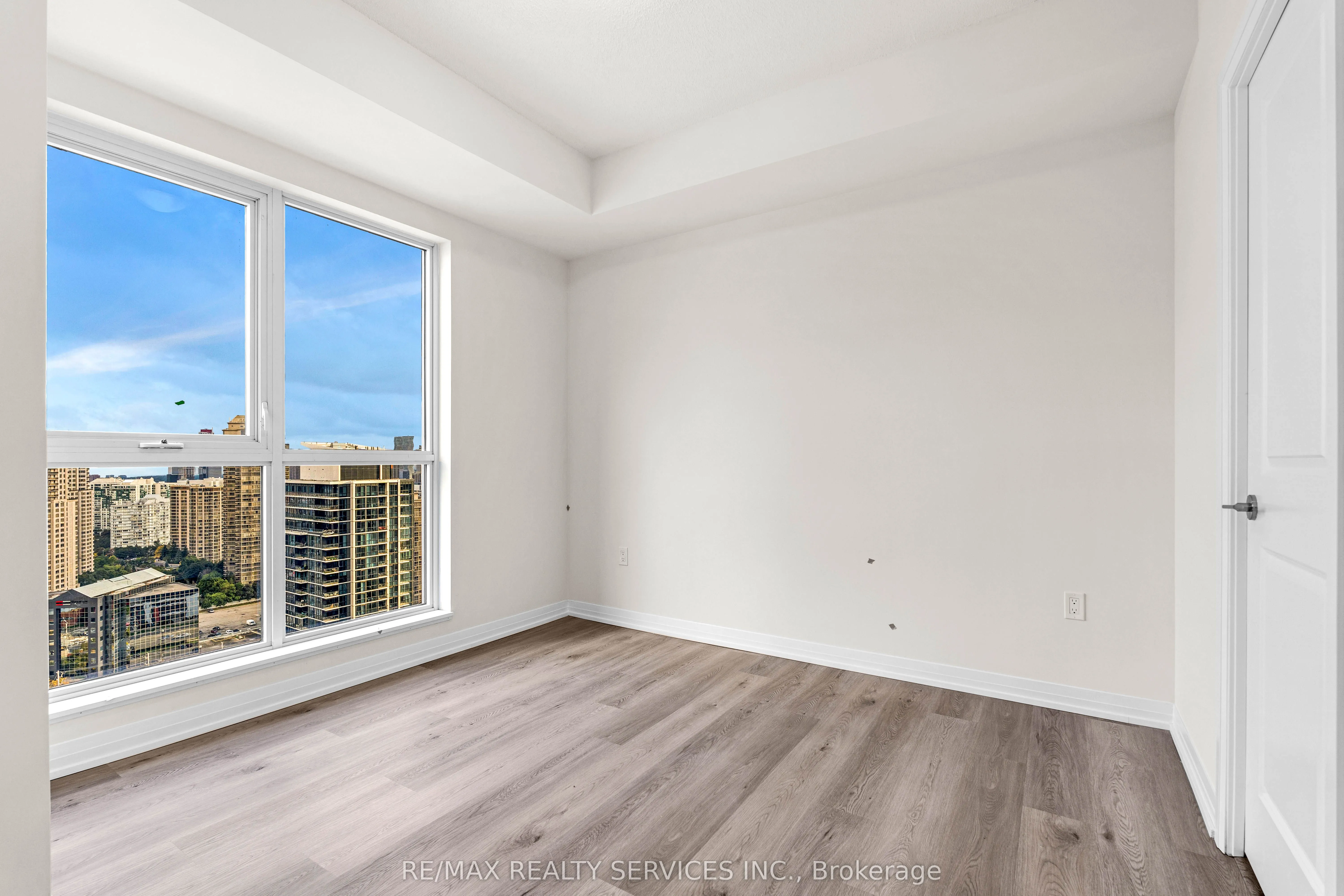 15 Watergarden Drive, #2501