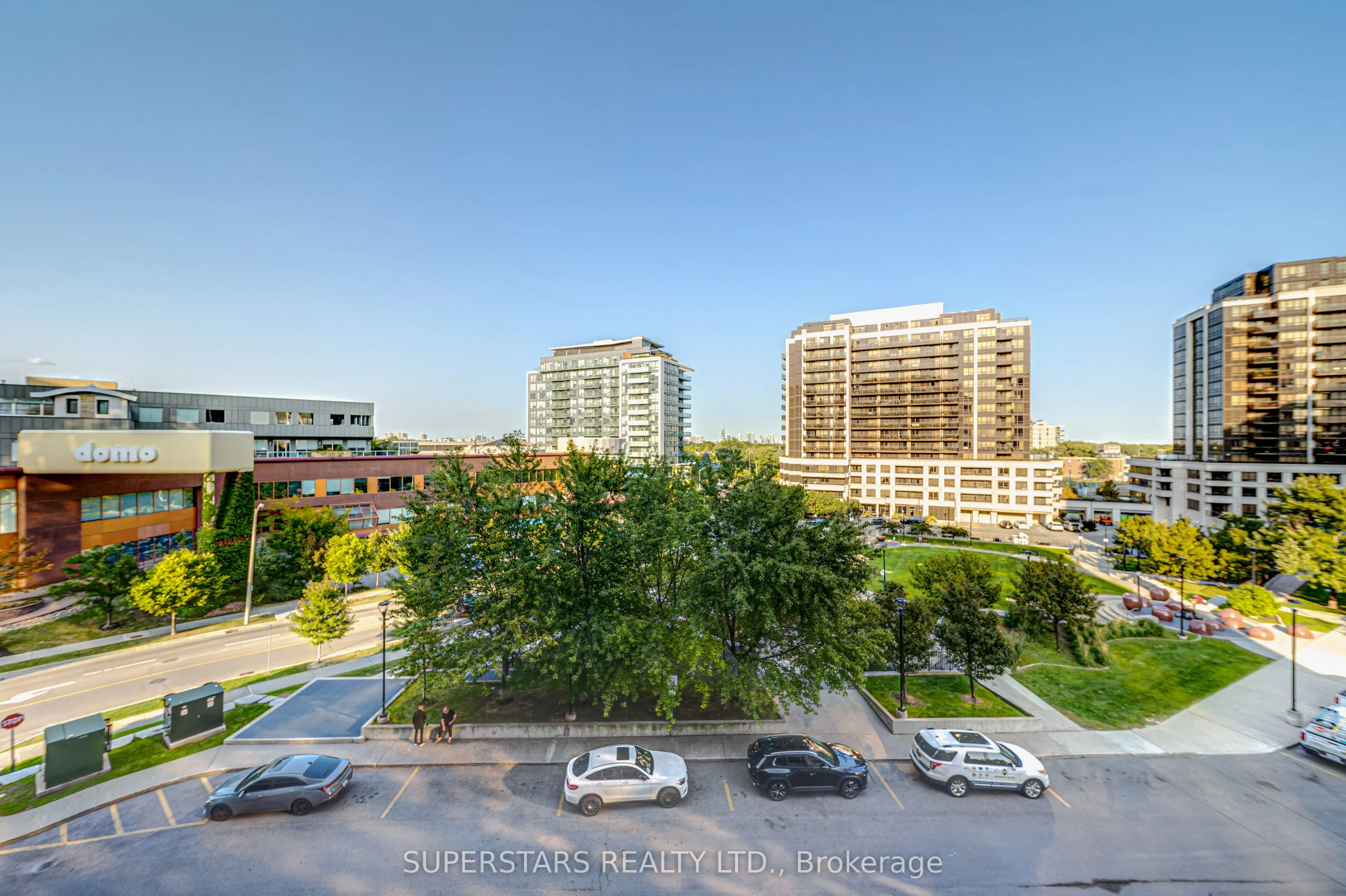 55 De Boers Drive, #502