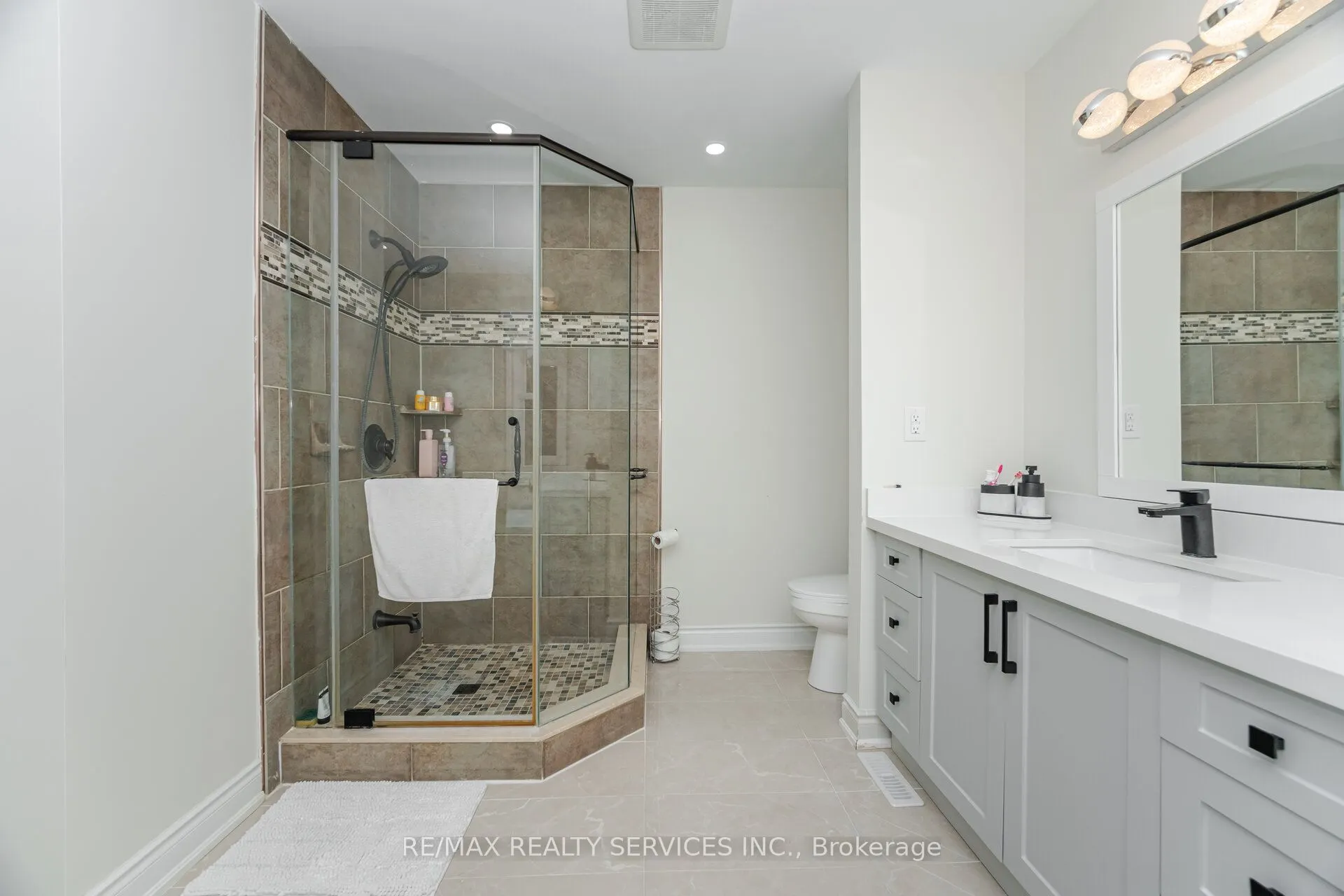 14 Snowberry Court