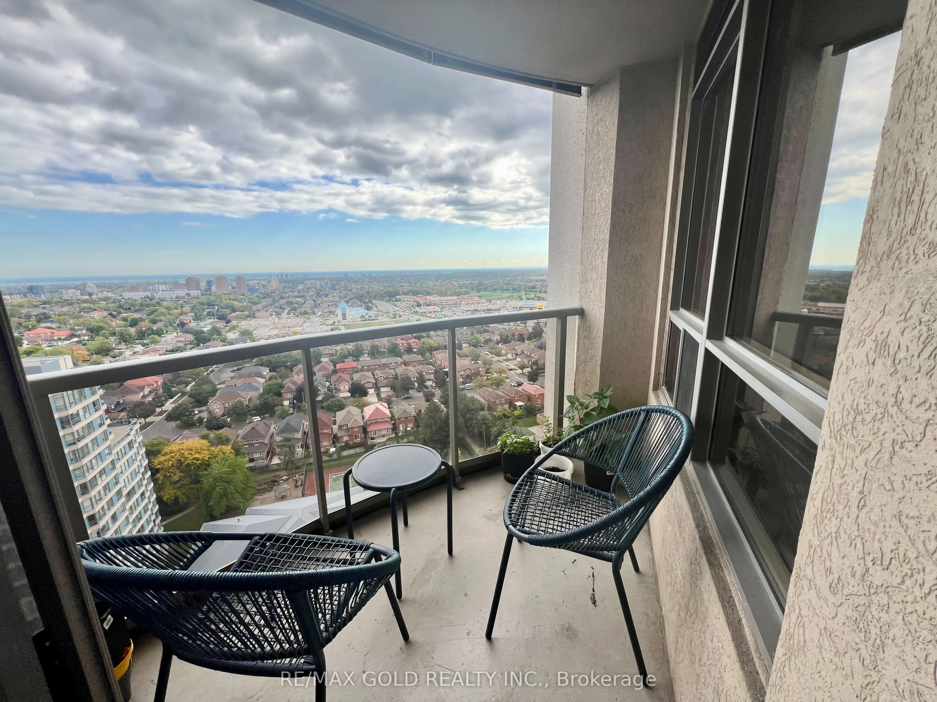 3880 Duke Of York Boulevard, ##2207