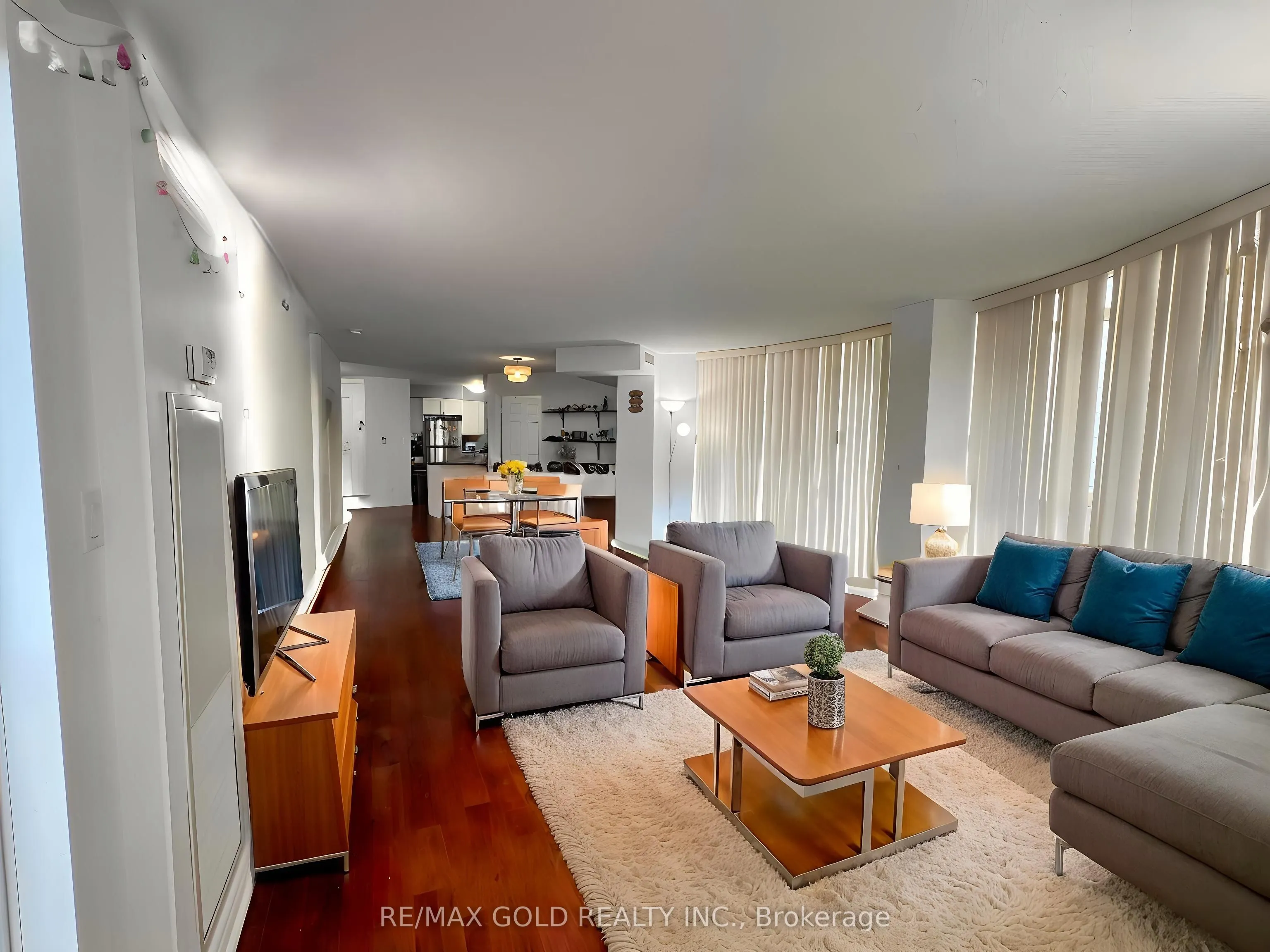 3880 Duke Of York Boulevard, ##2207