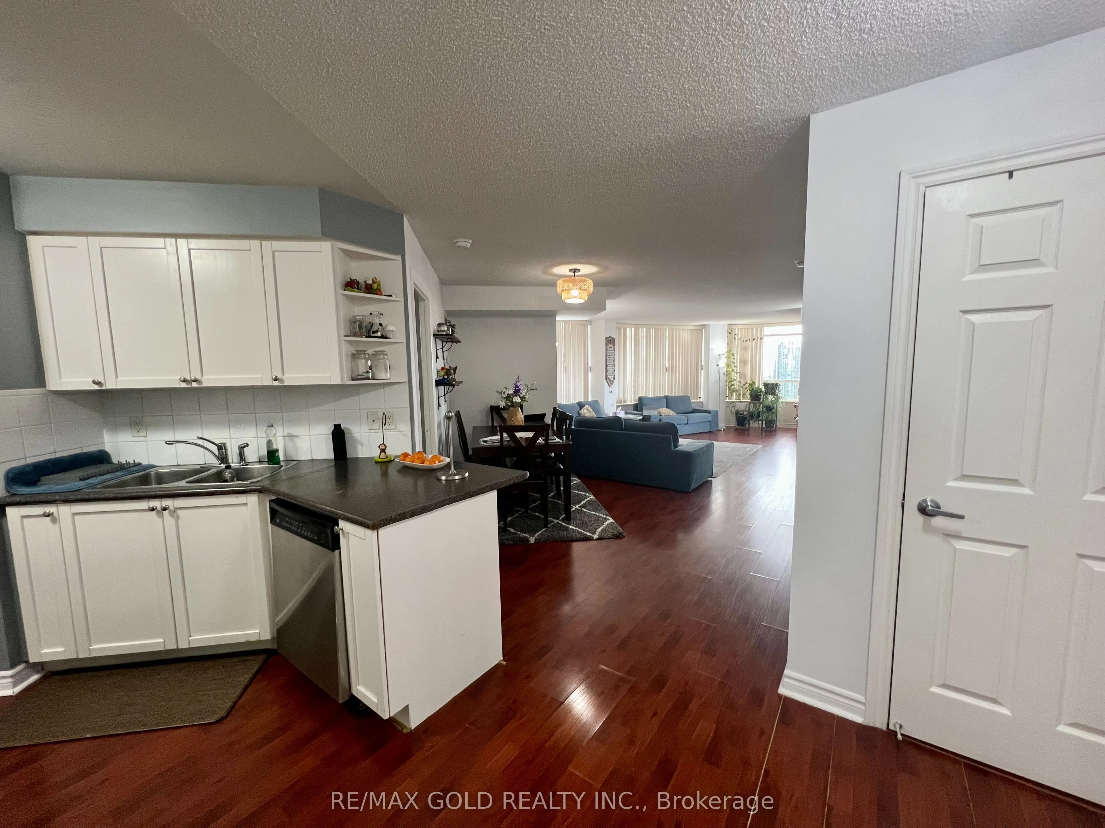 3880 Duke Of York Boulevard, ##2207