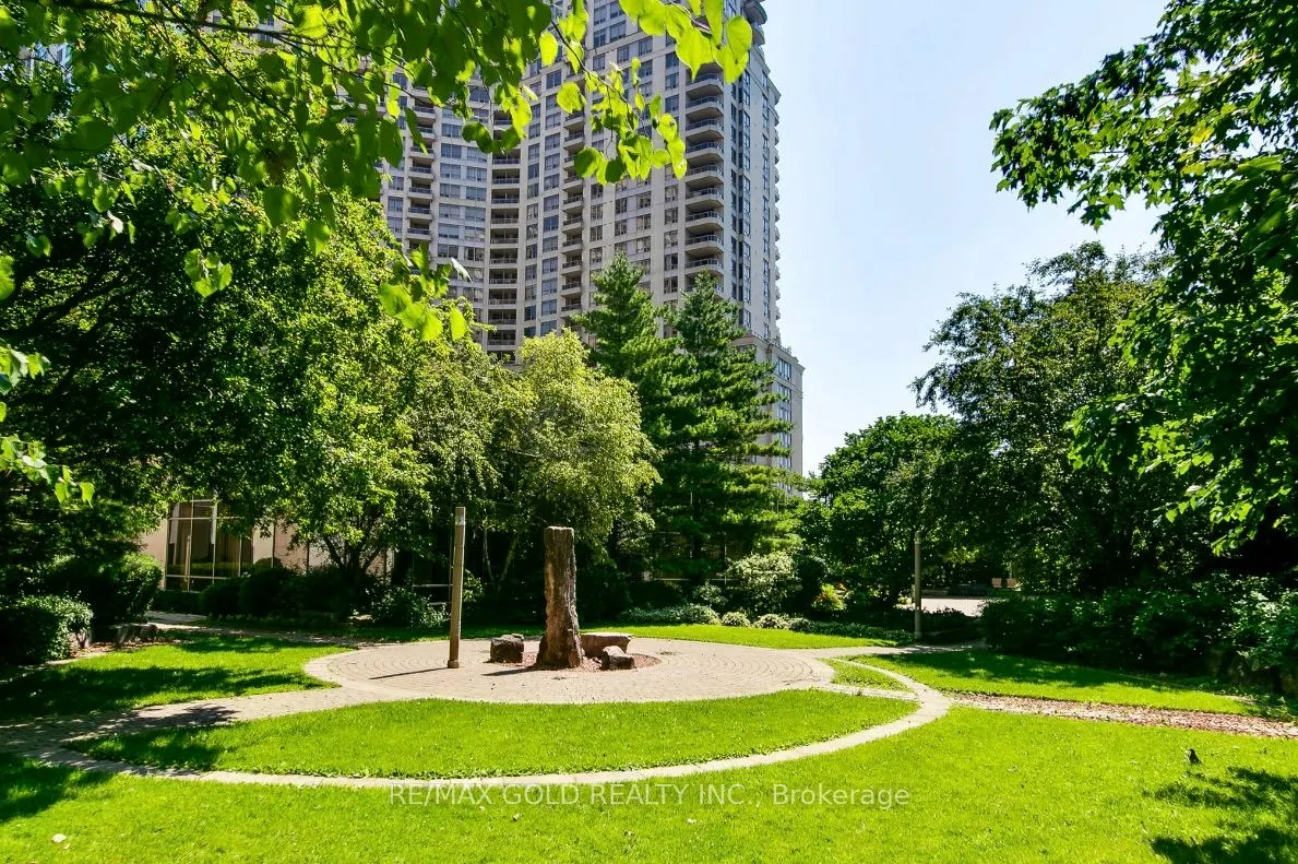 3880 Duke Of York Boulevard, ##2207