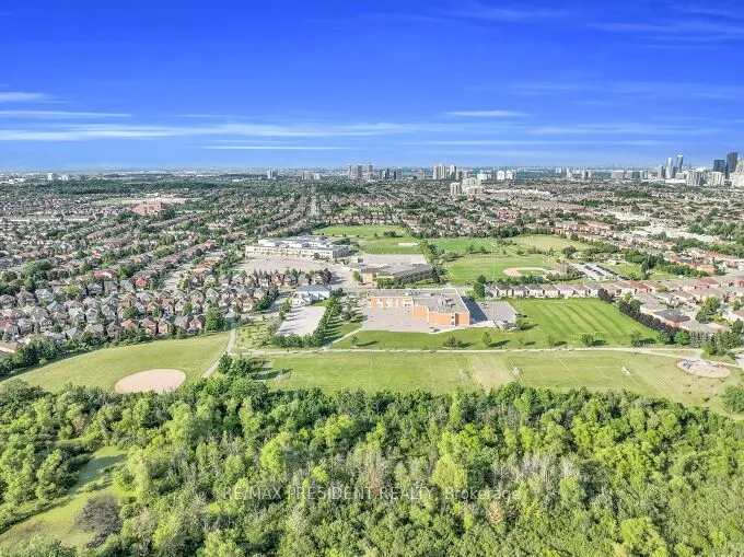 1466 Willowvale Gardens