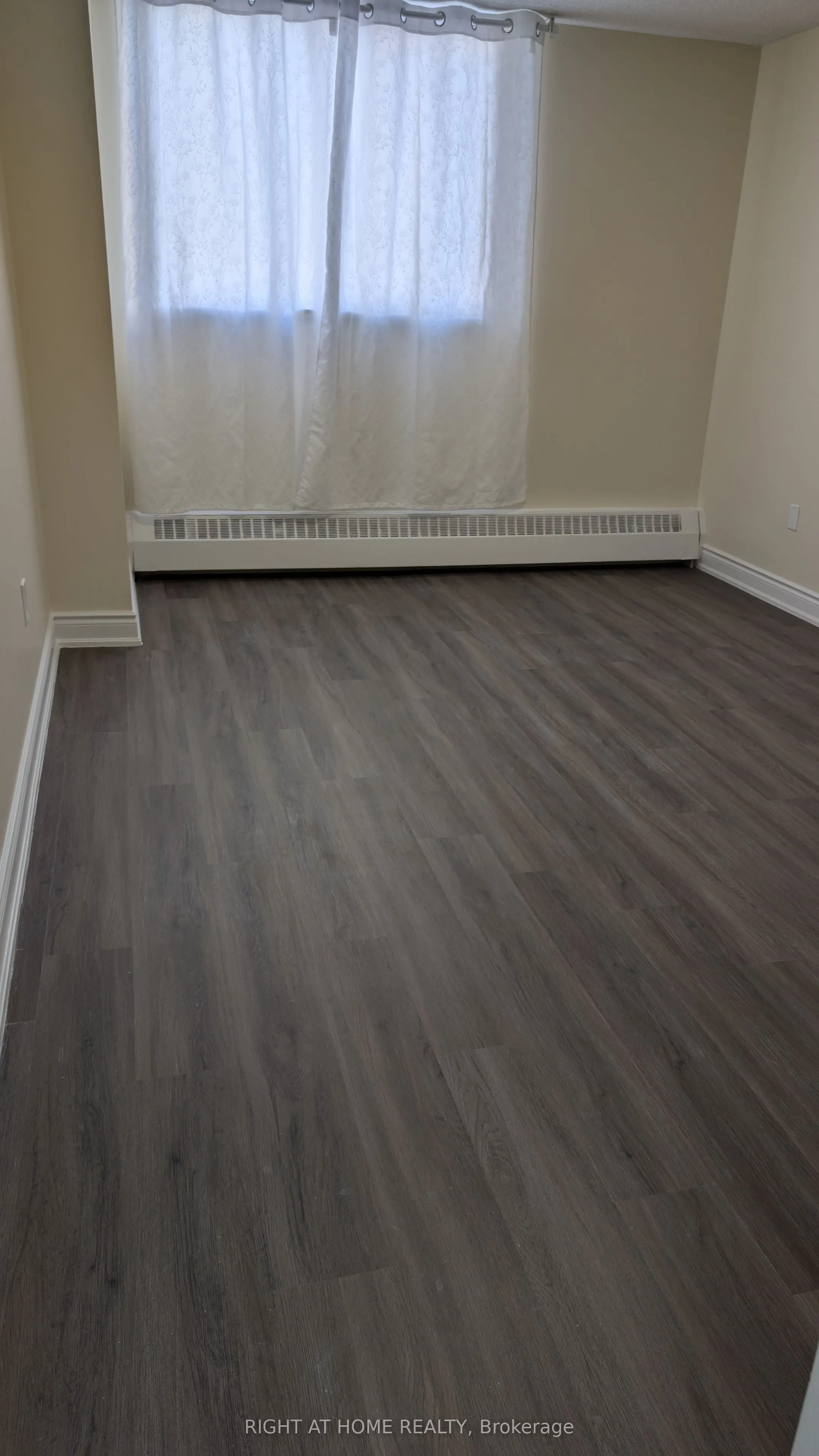 340 Dixon Road N, #1115