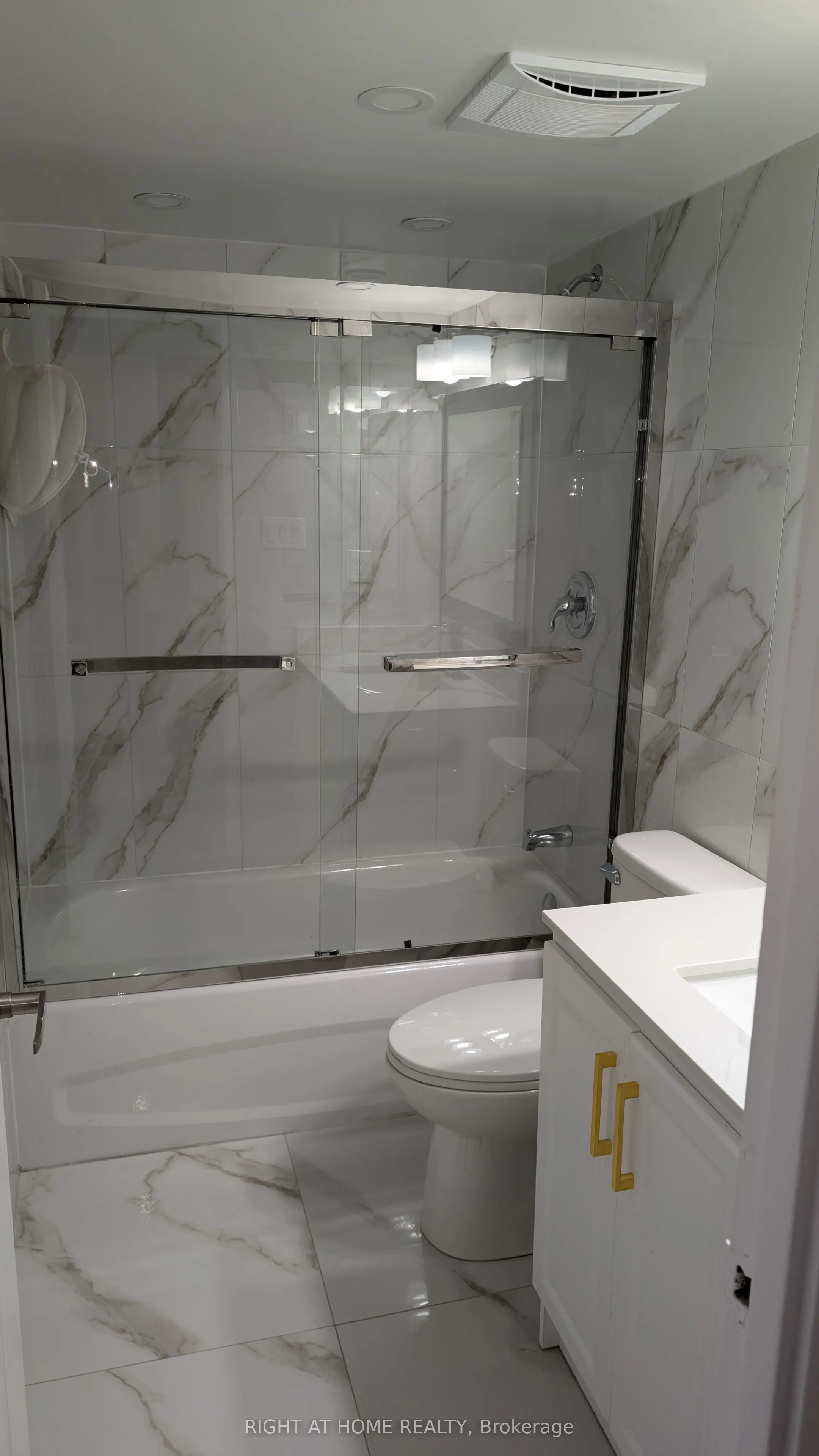 340 Dixon Road N, #1115