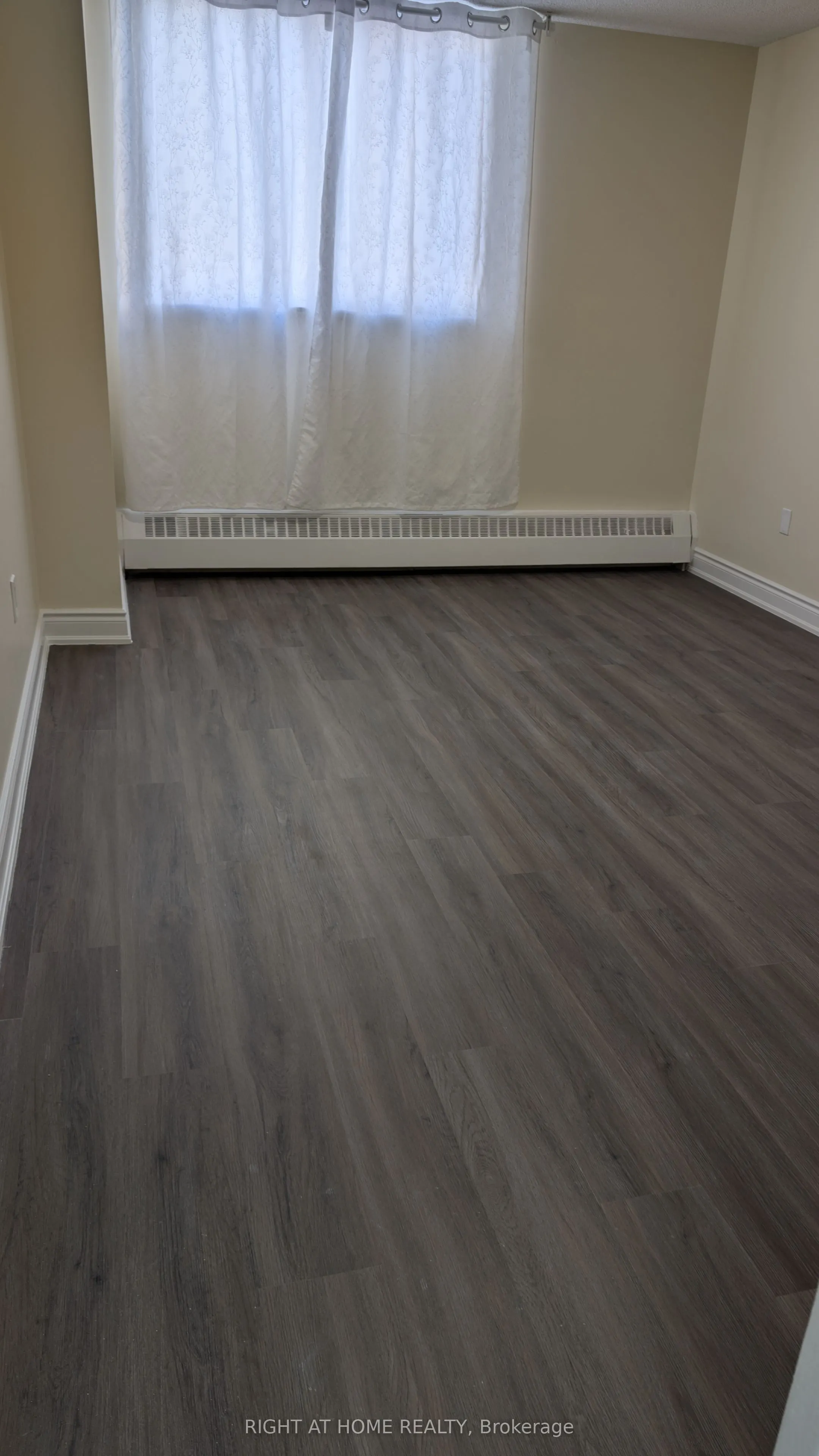 340 Dixon Road N, #1115