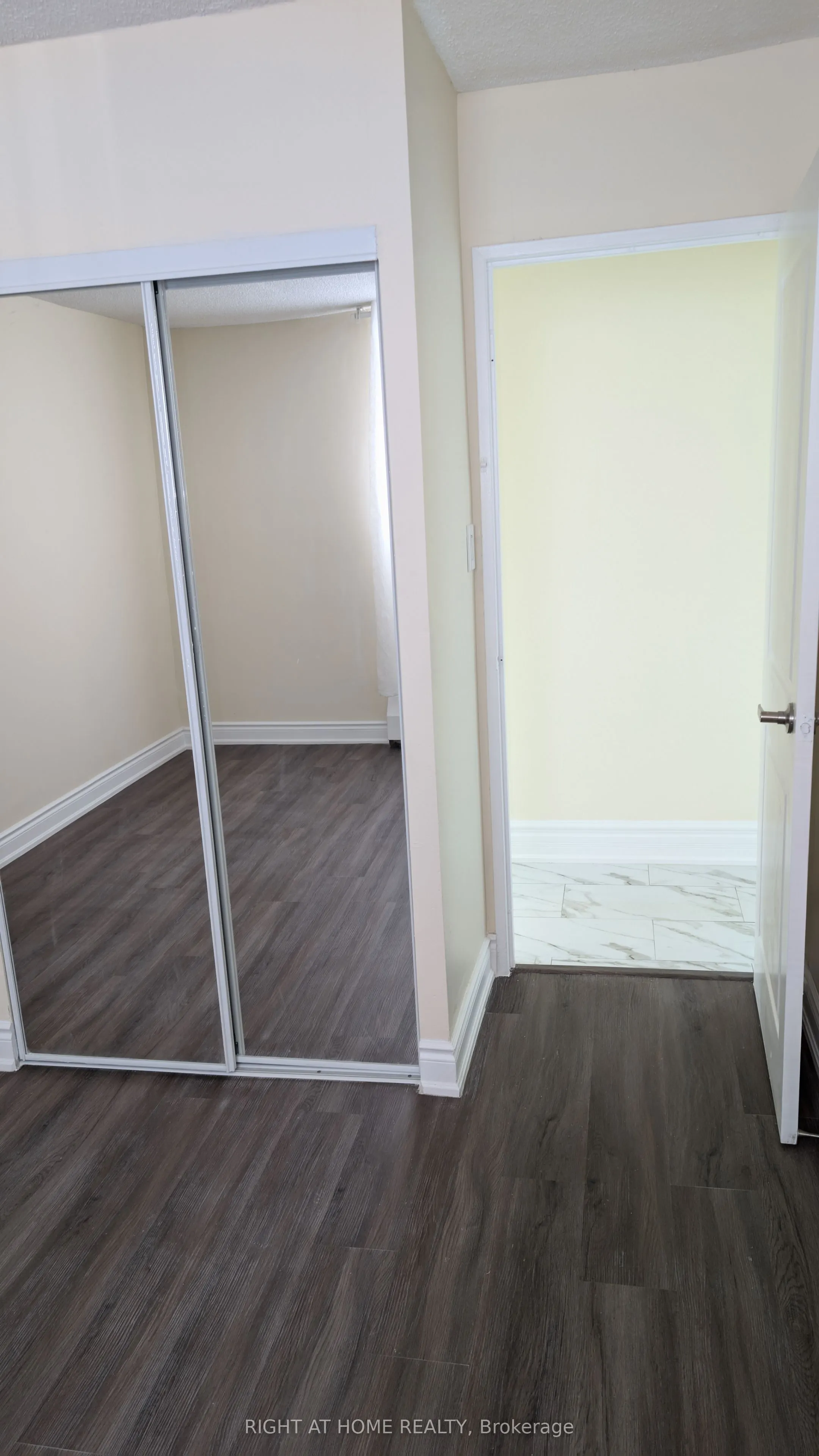 340 Dixon Road N, #1115