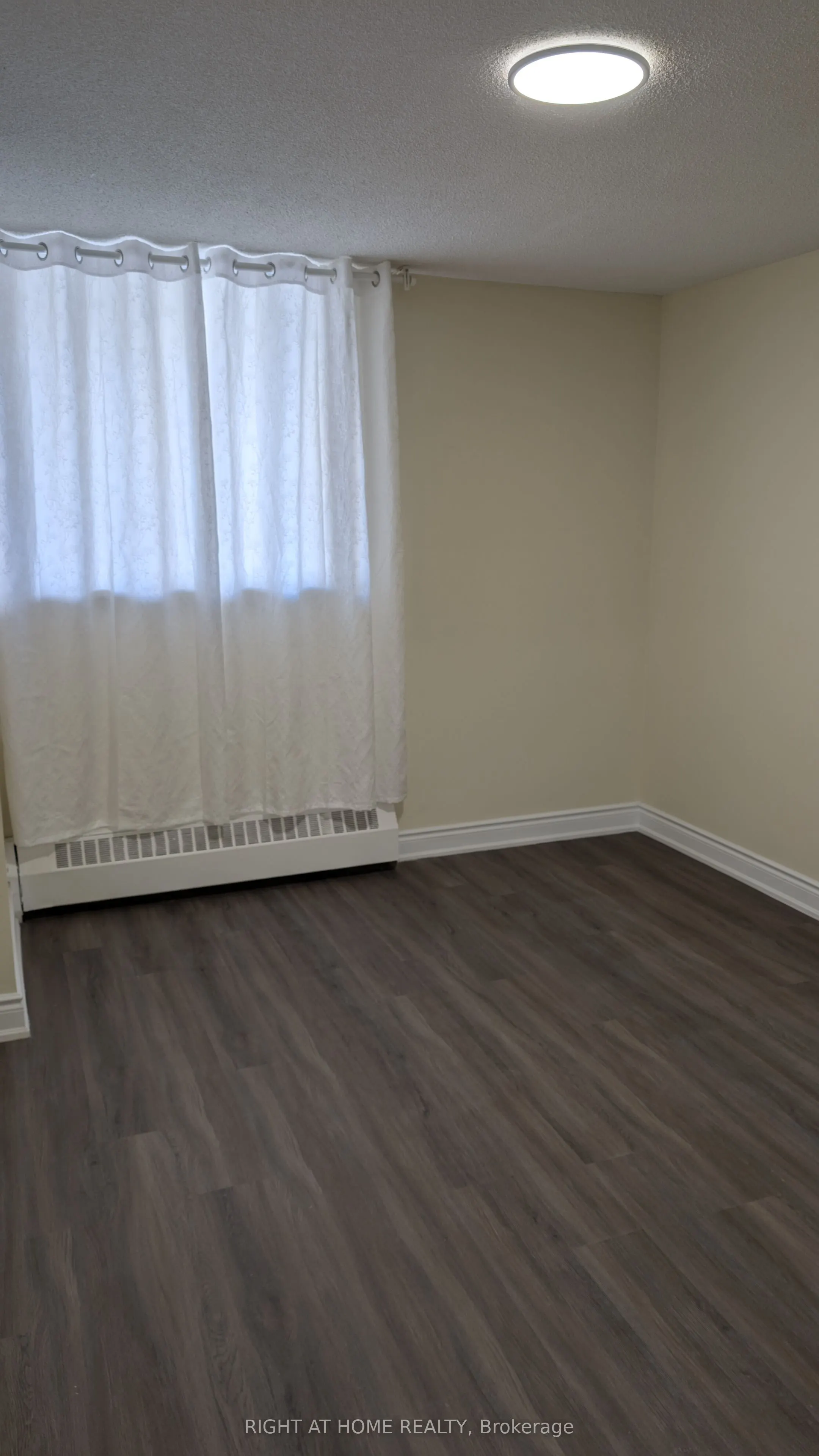 340 Dixon Road N, #1115