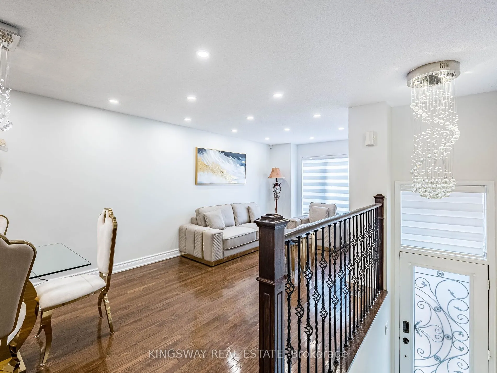 3221 Redpath Circle