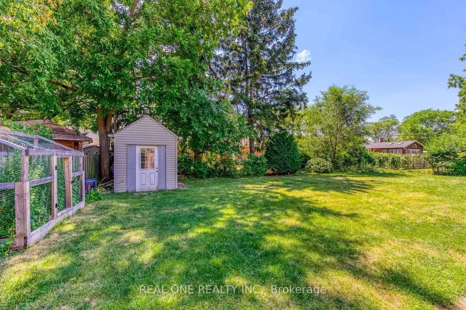 2048 Edinburgh Drive, #Lower