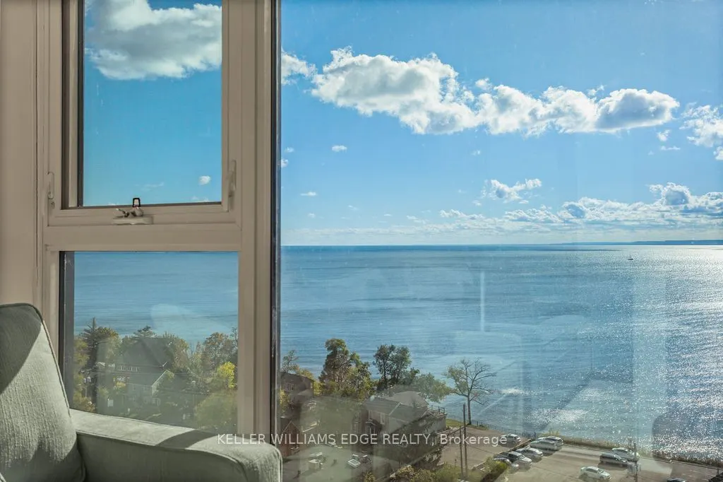 370 Martha Street, #1207