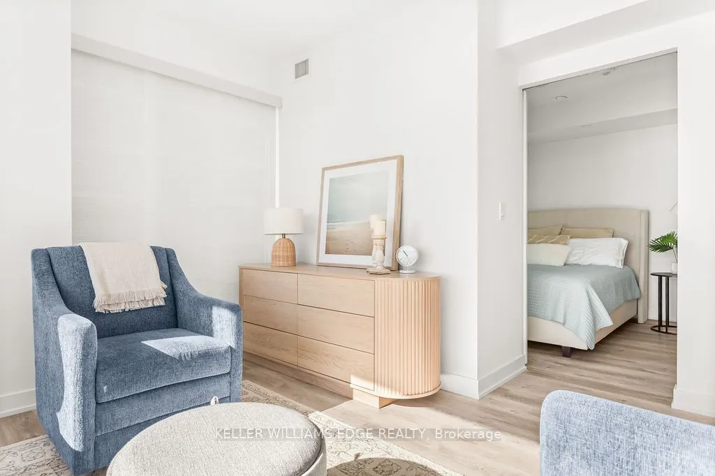 370 Martha Street, #1207