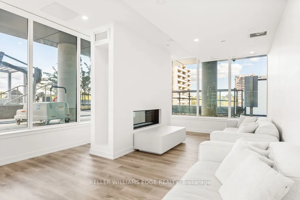 370 Martha Street, #1207