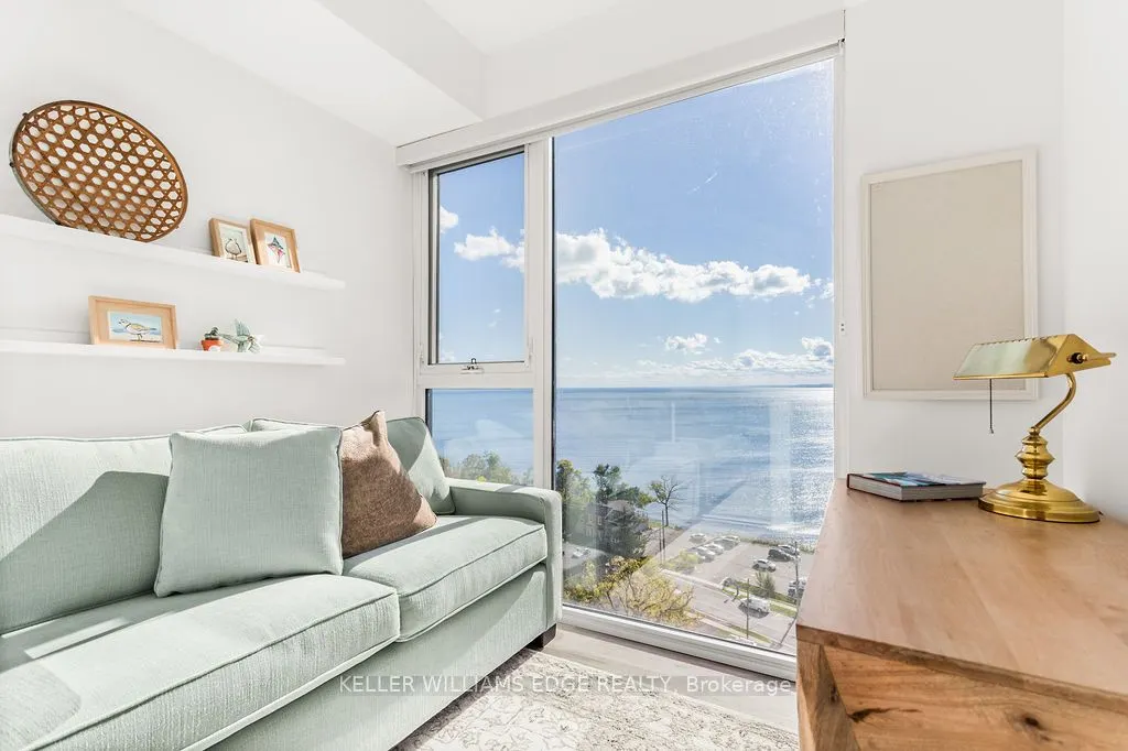 370 Martha Street, #1207