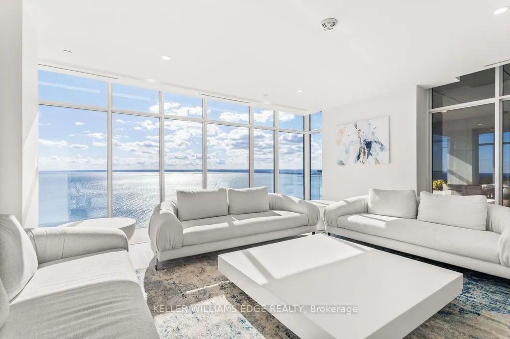 370 Martha Street, #1207