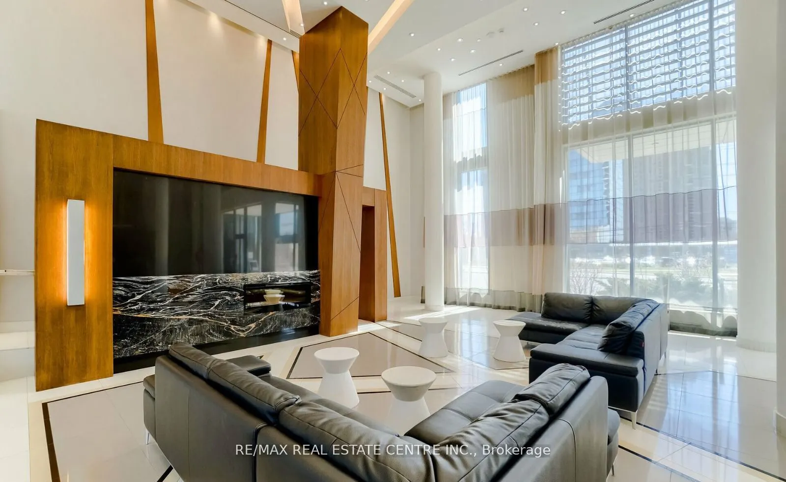 75 Eglinton Avenue W, #109