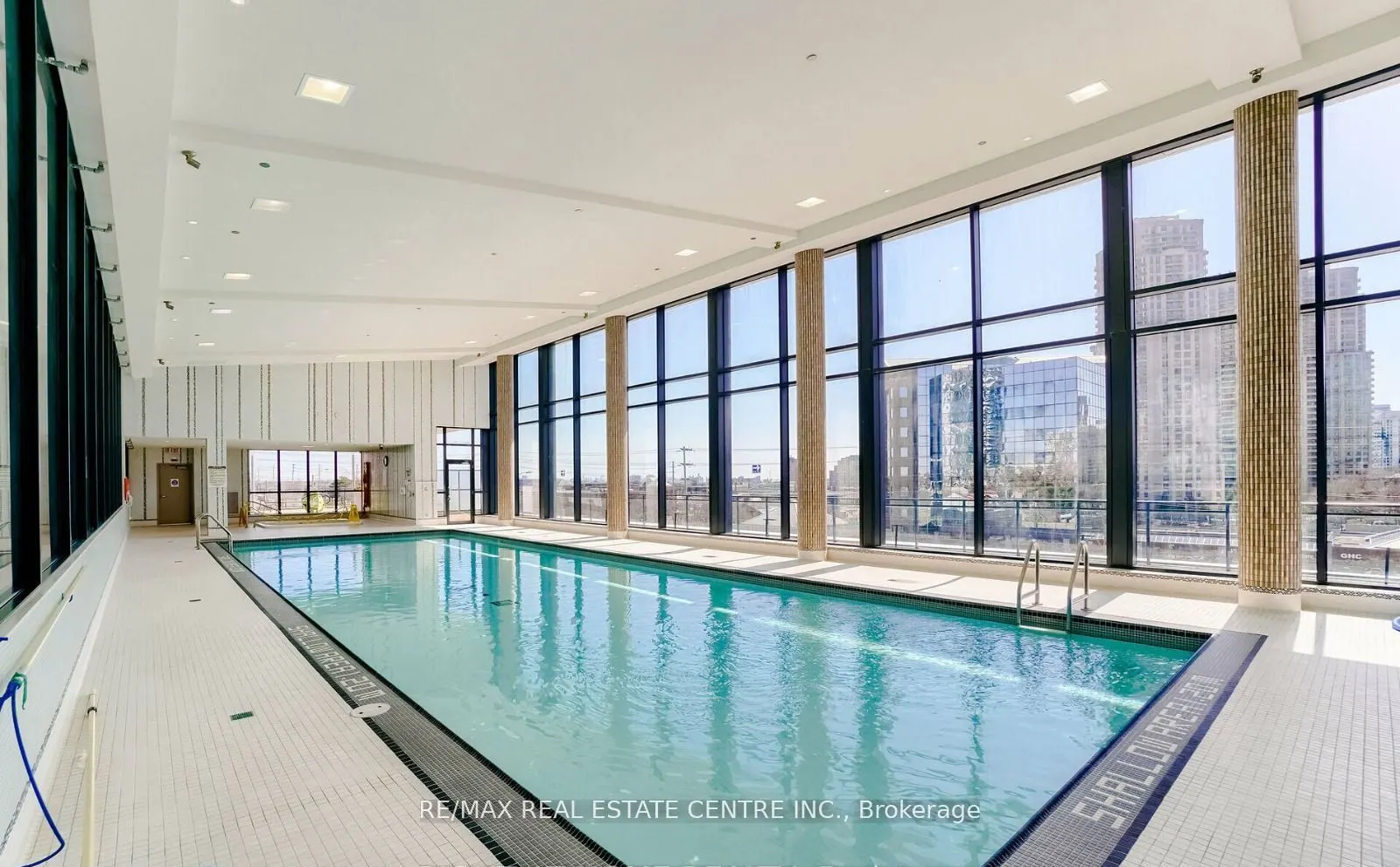 75 Eglinton Avenue W, #109