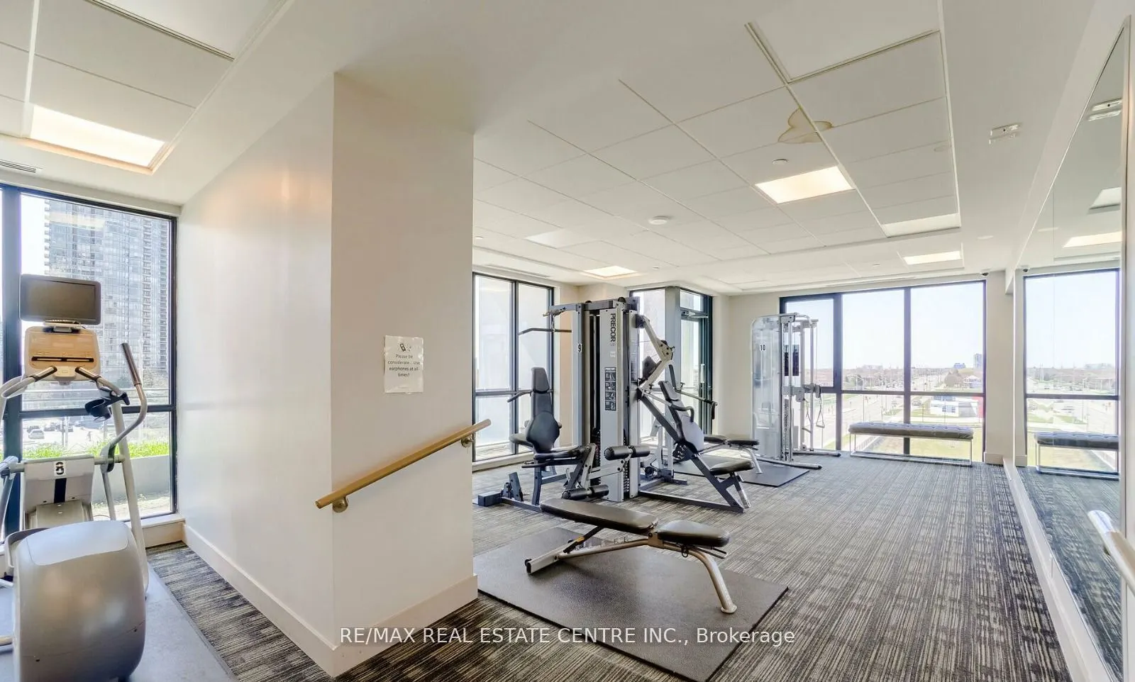 75 Eglinton Avenue W, #109