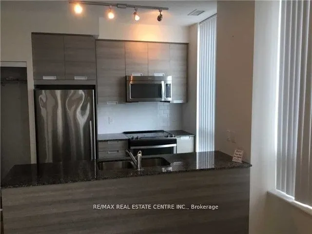 75 Eglinton Avenue W, #109