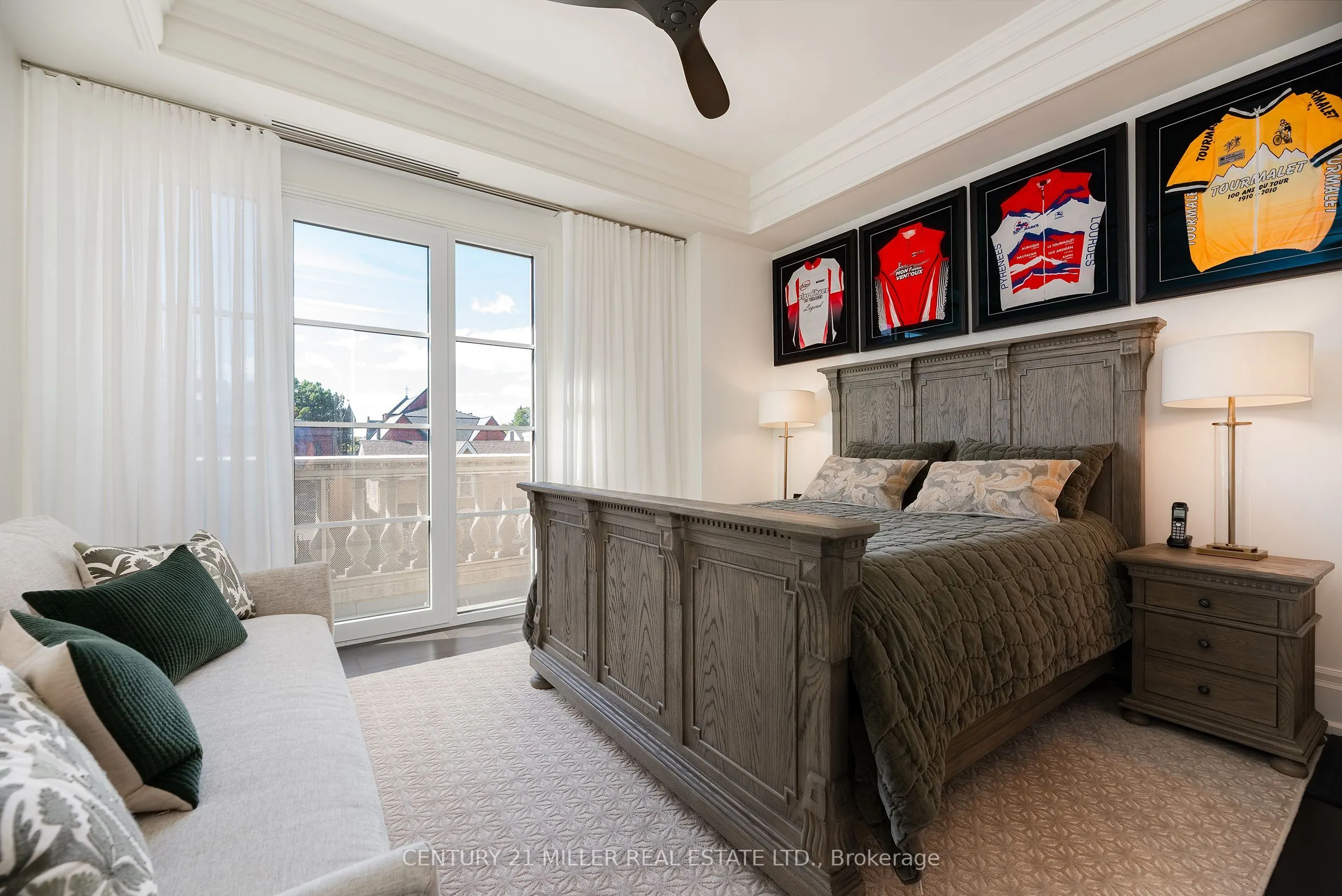 300 Randall Street, #212