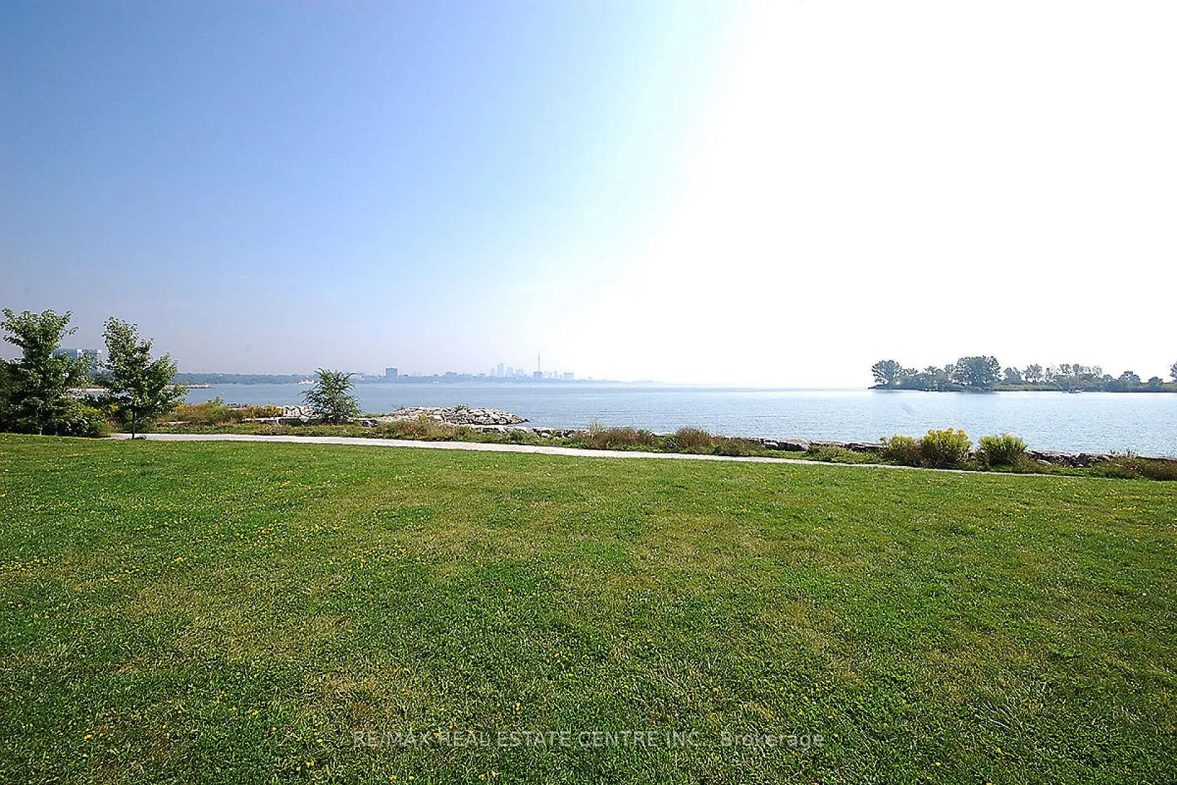 16 Brookers Lane, #3601
