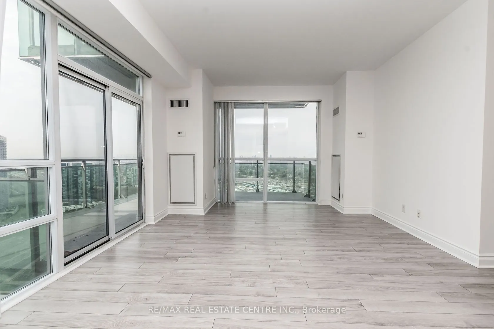 16 Brookers Lane, #3601