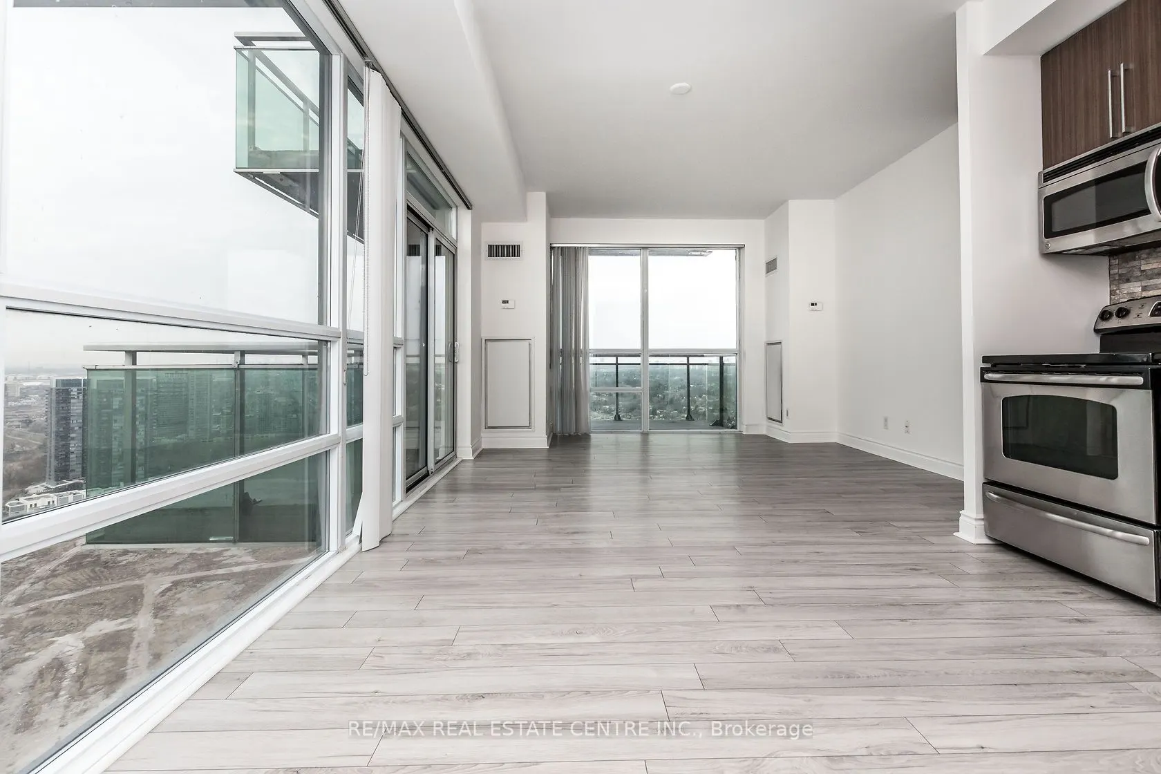 16 Brookers Lane, #3601