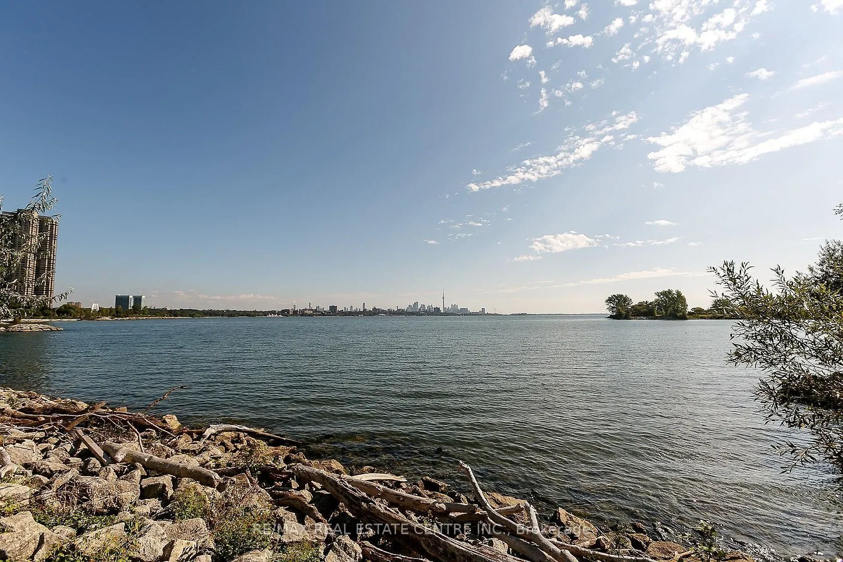 16 Brookers Lane, #3601