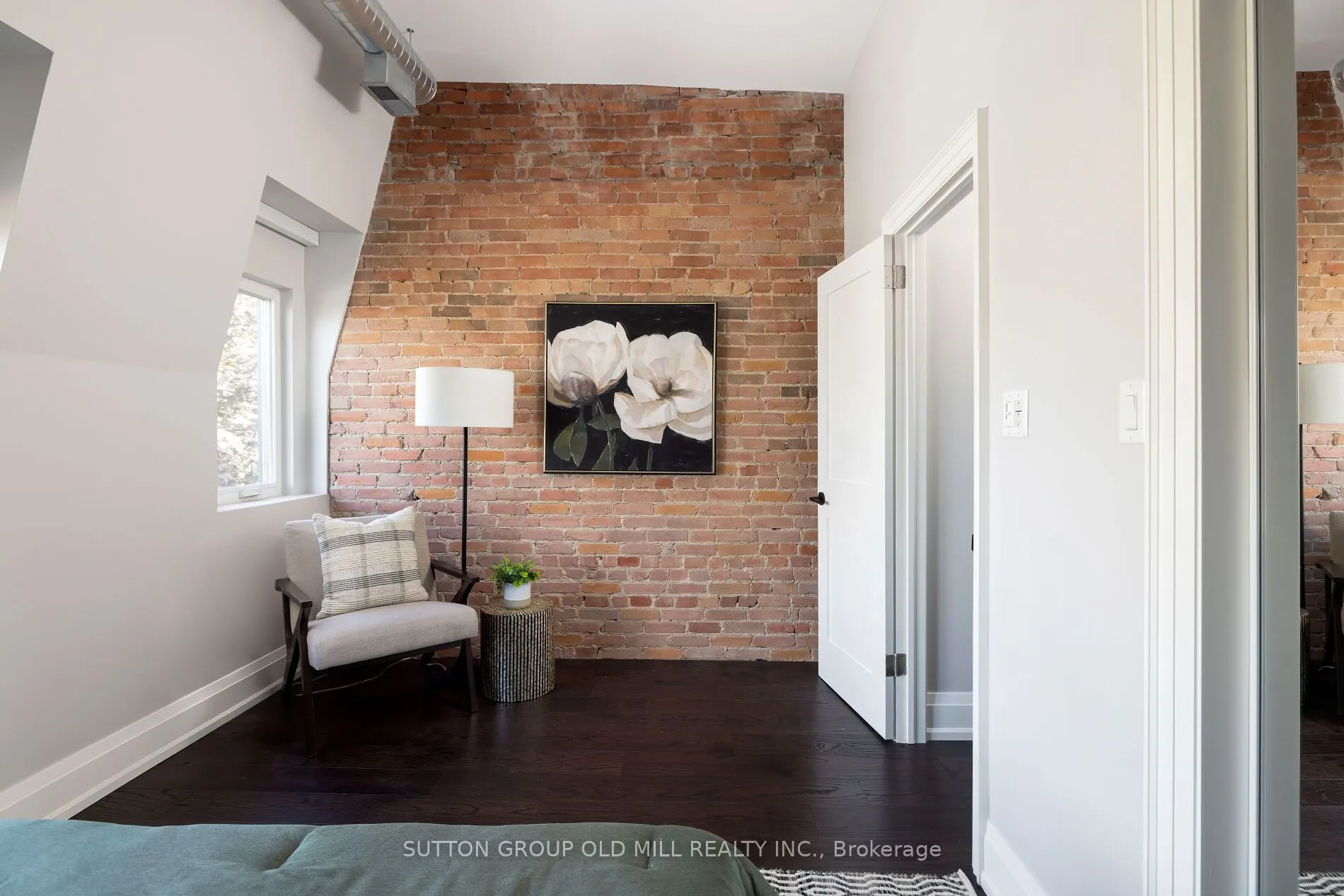 69 Peterborough Avenue