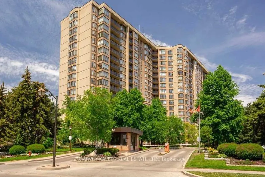 20 Cherrytree Drive, #812