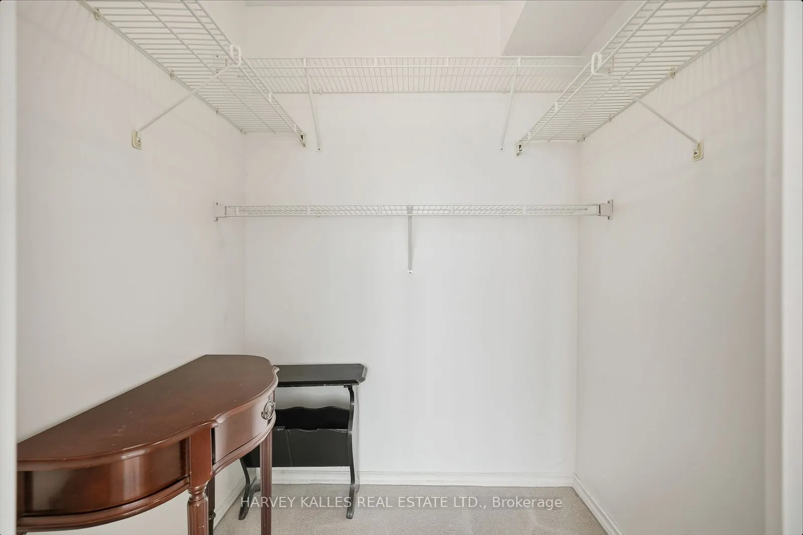20 Cherrytree Drive, #812