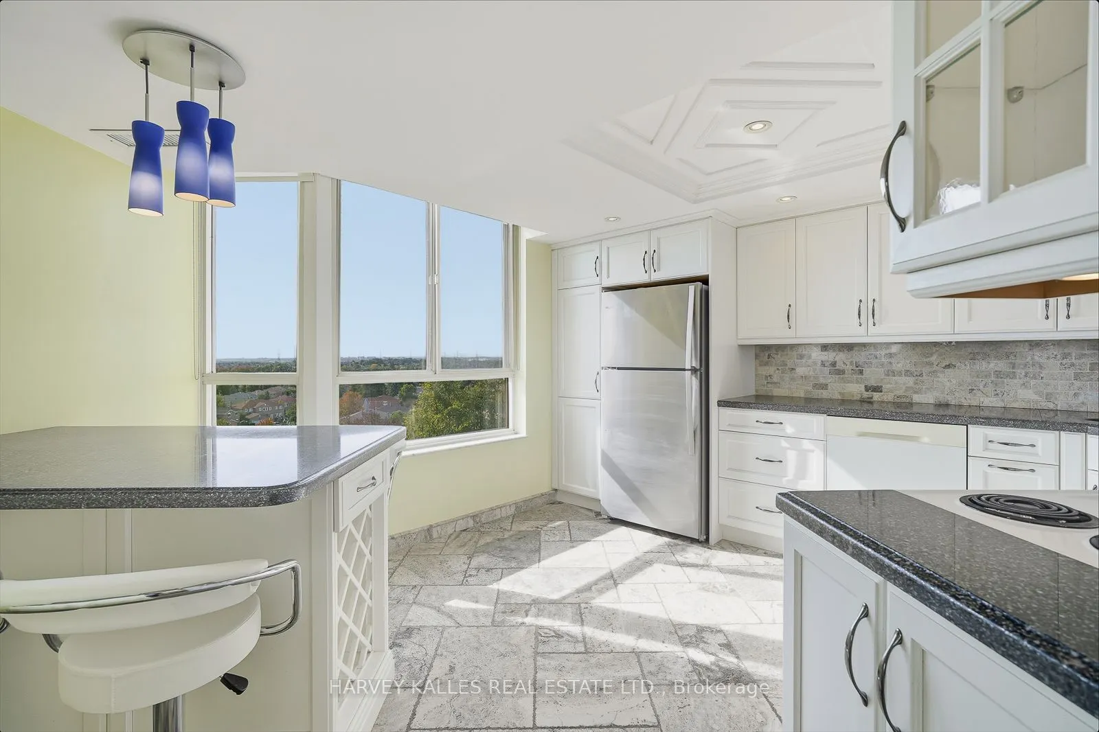 20 Cherrytree Drive, #812