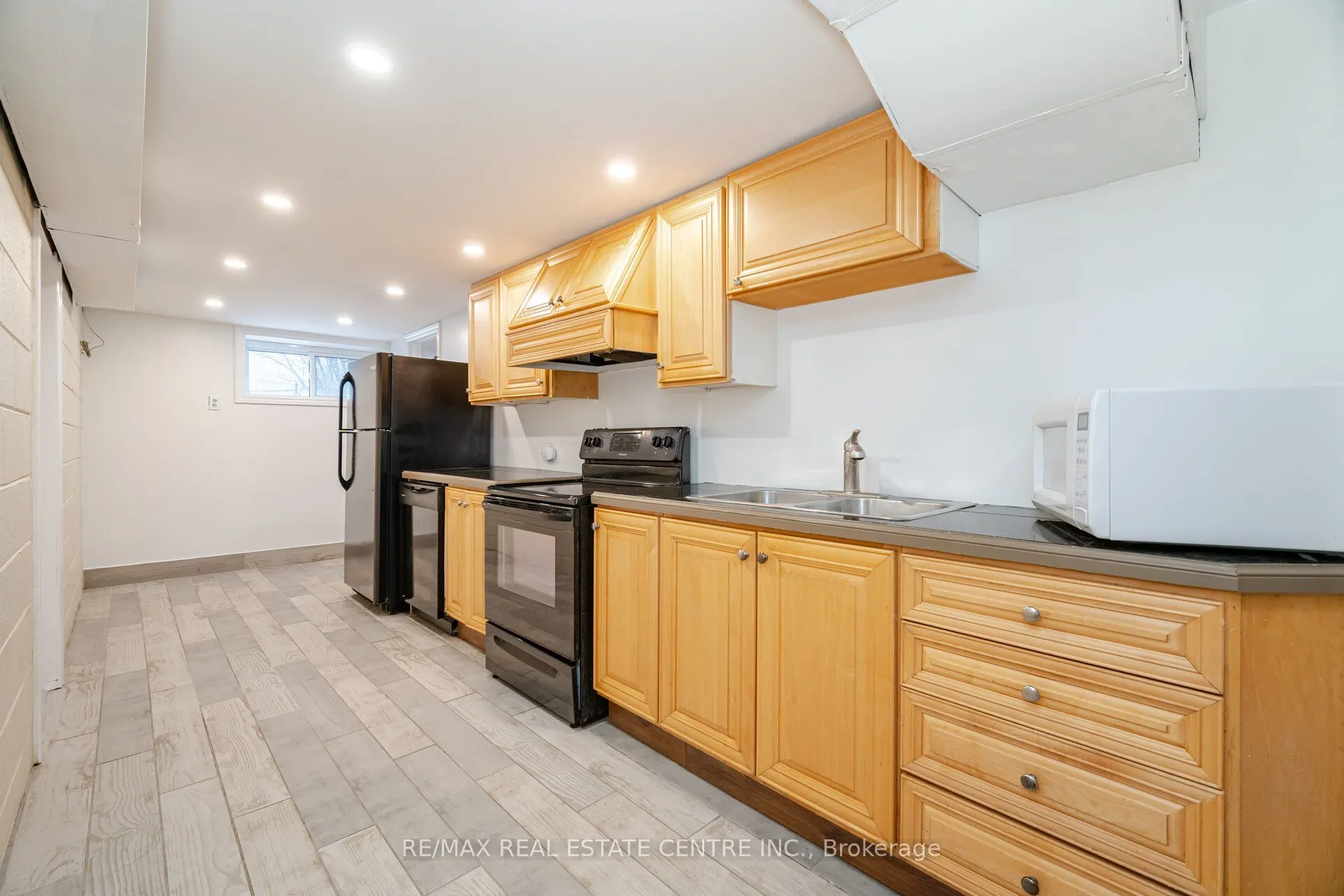 292 Kingsleigh Court