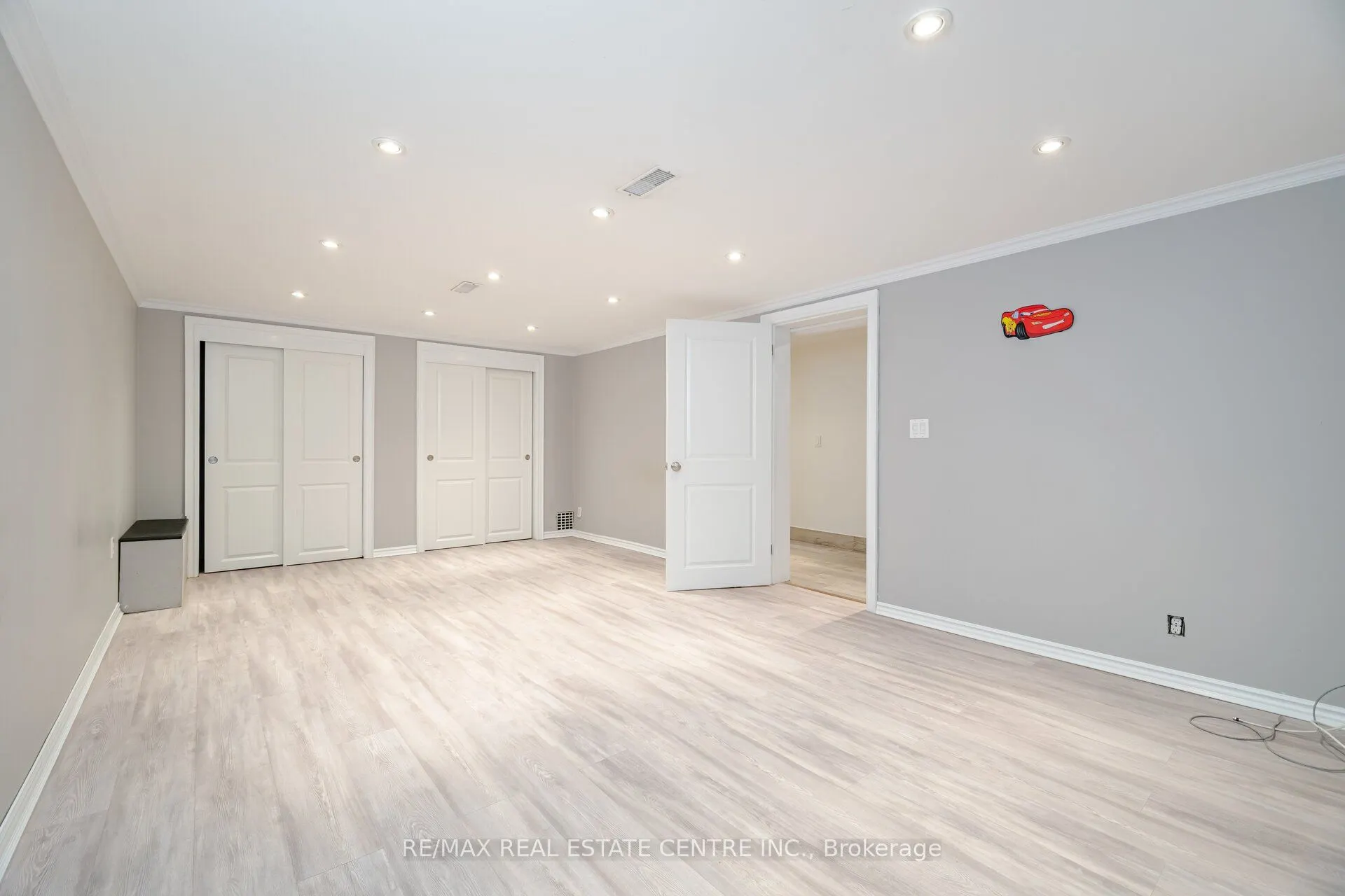 292 Kingsleigh Court