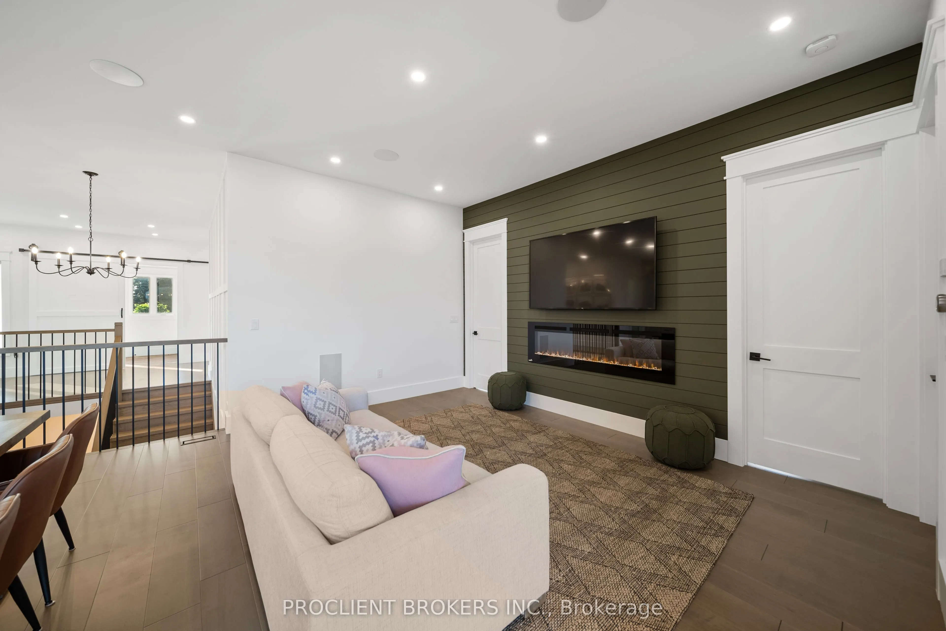 10223 Guelph Line