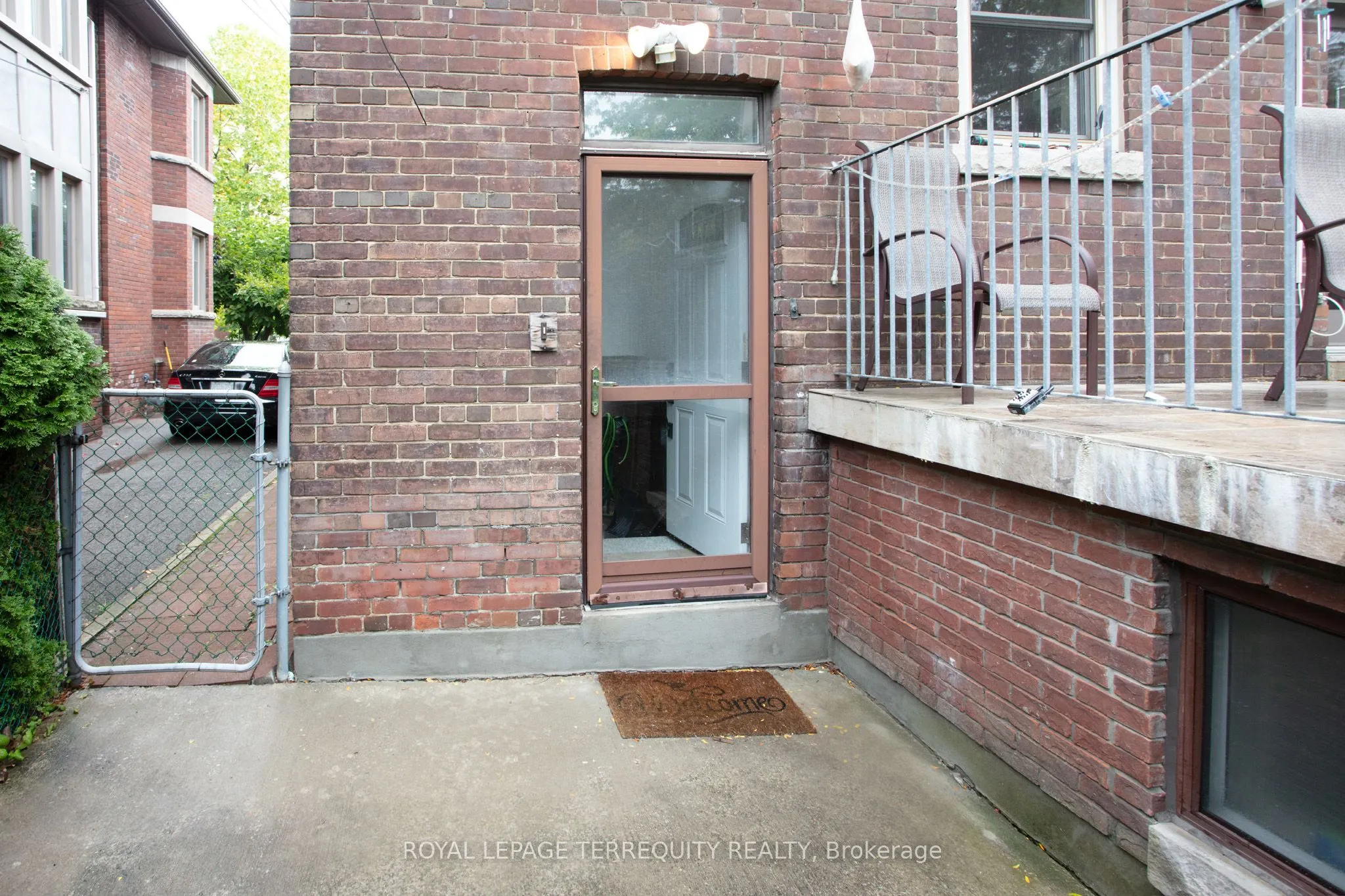 10 Northcliffe Boulevard, #Basement