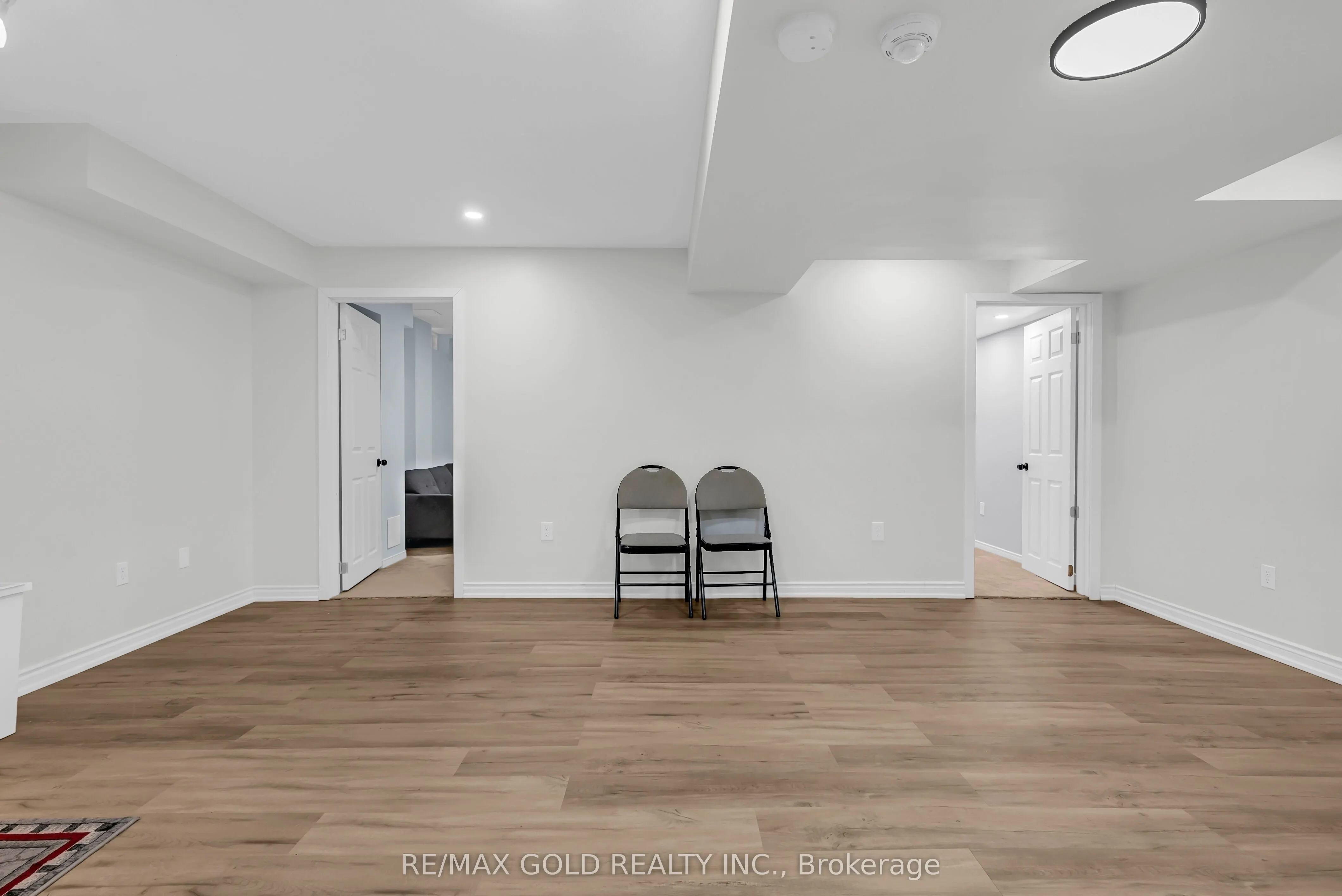 564 Bessborough Drive