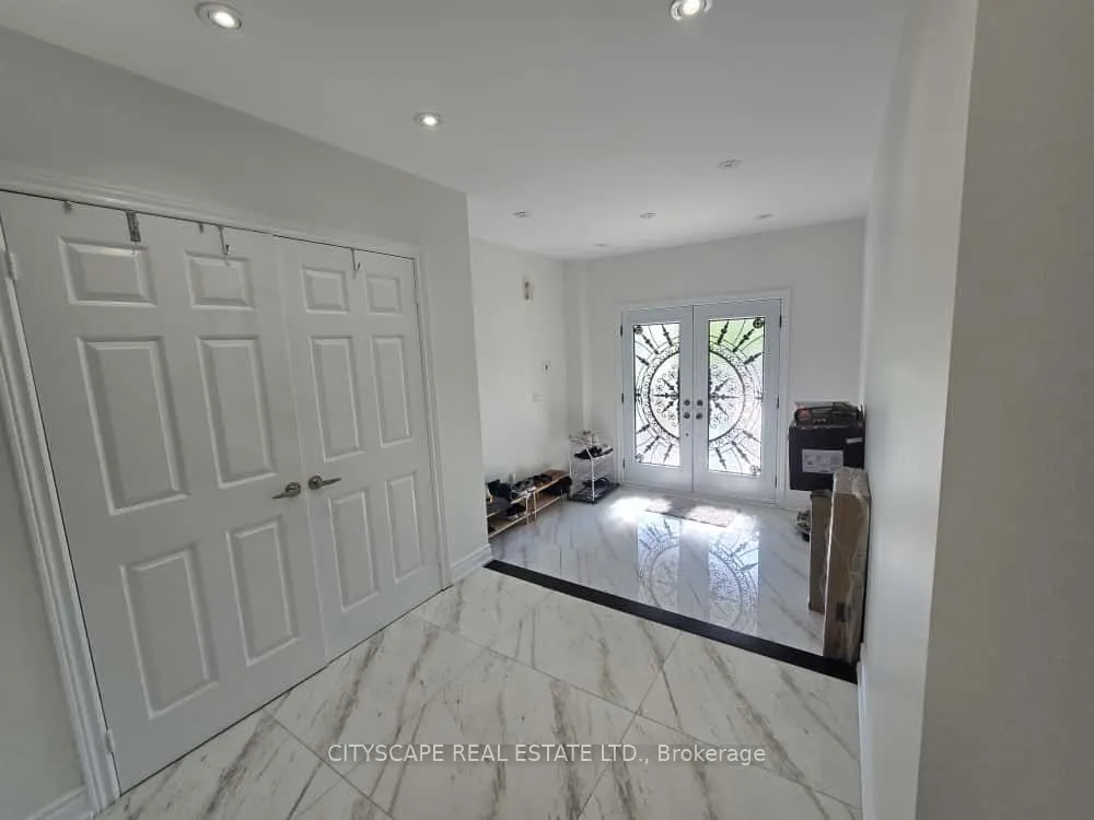 9 Alfonso Crescent