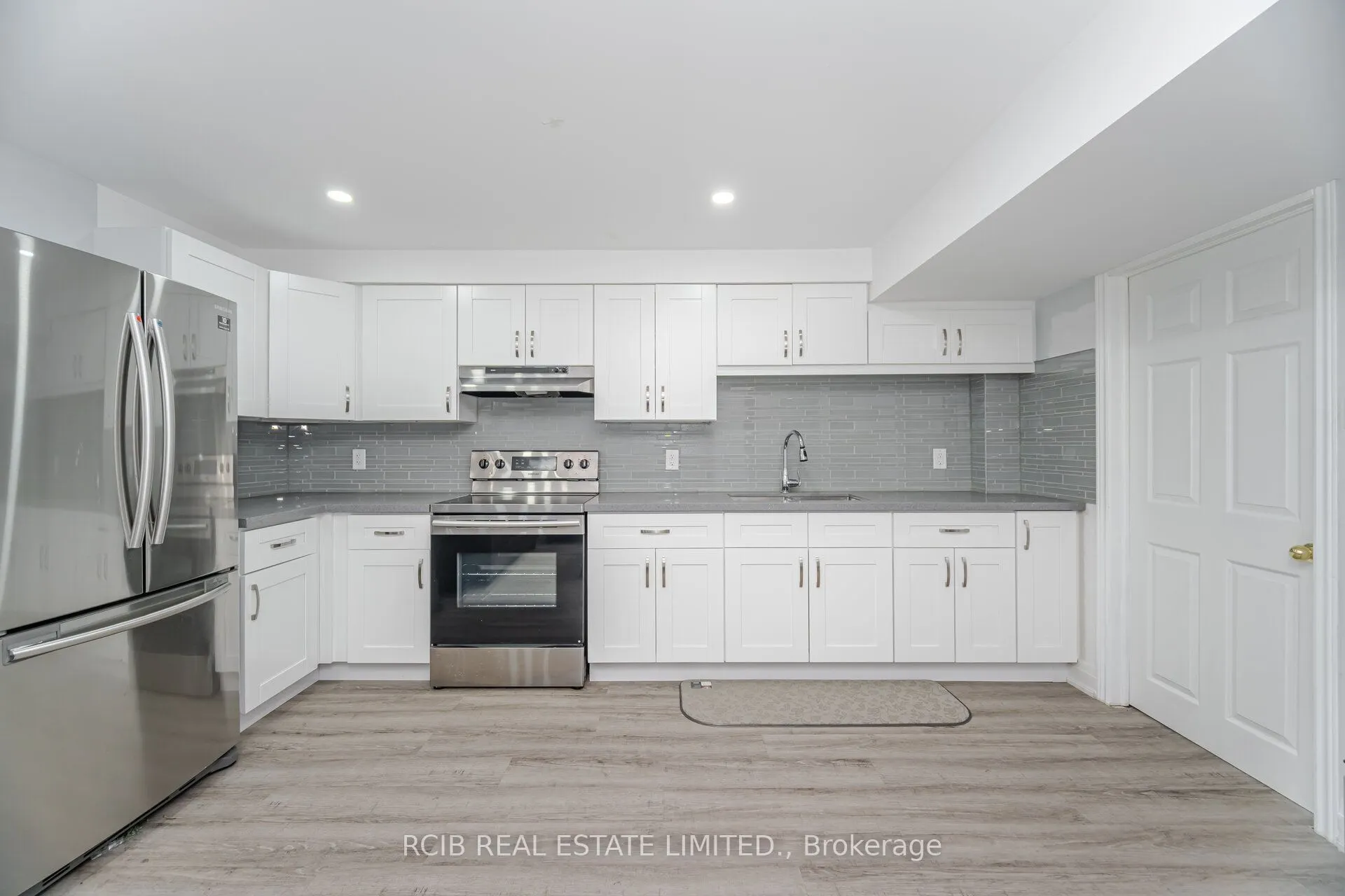 27 Blackstone River Drive