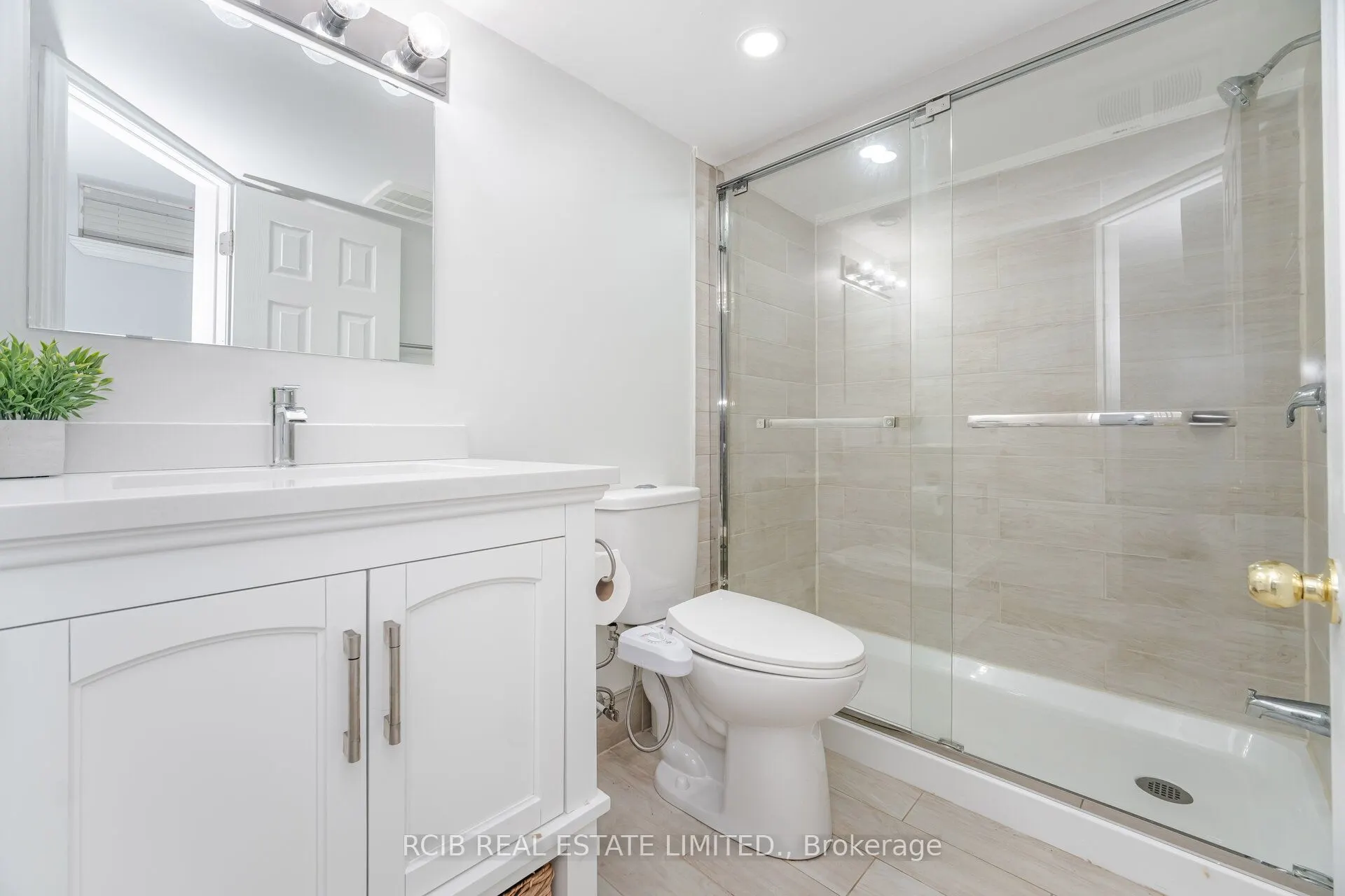 27 Blackstone River Drive
