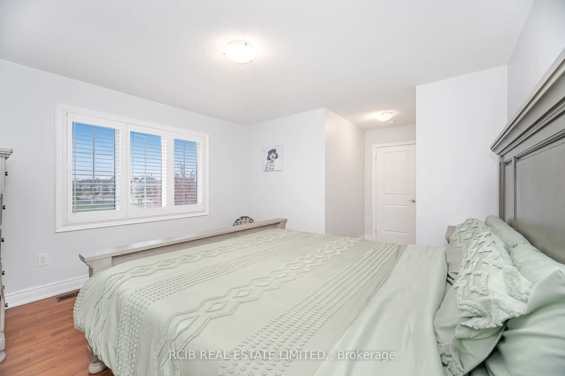 27 Blackstone River Drive