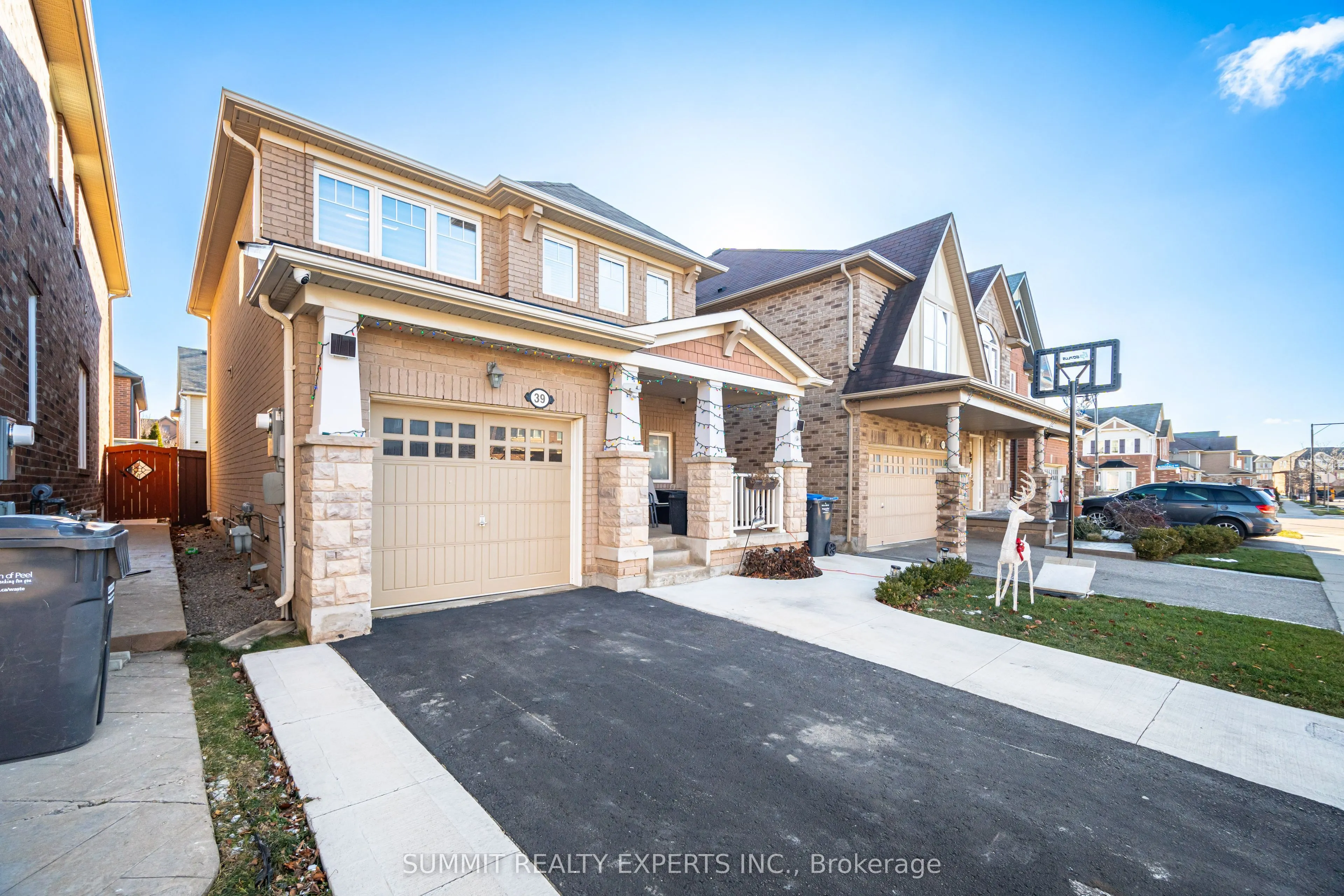 39 Donomore Drive, #Upper