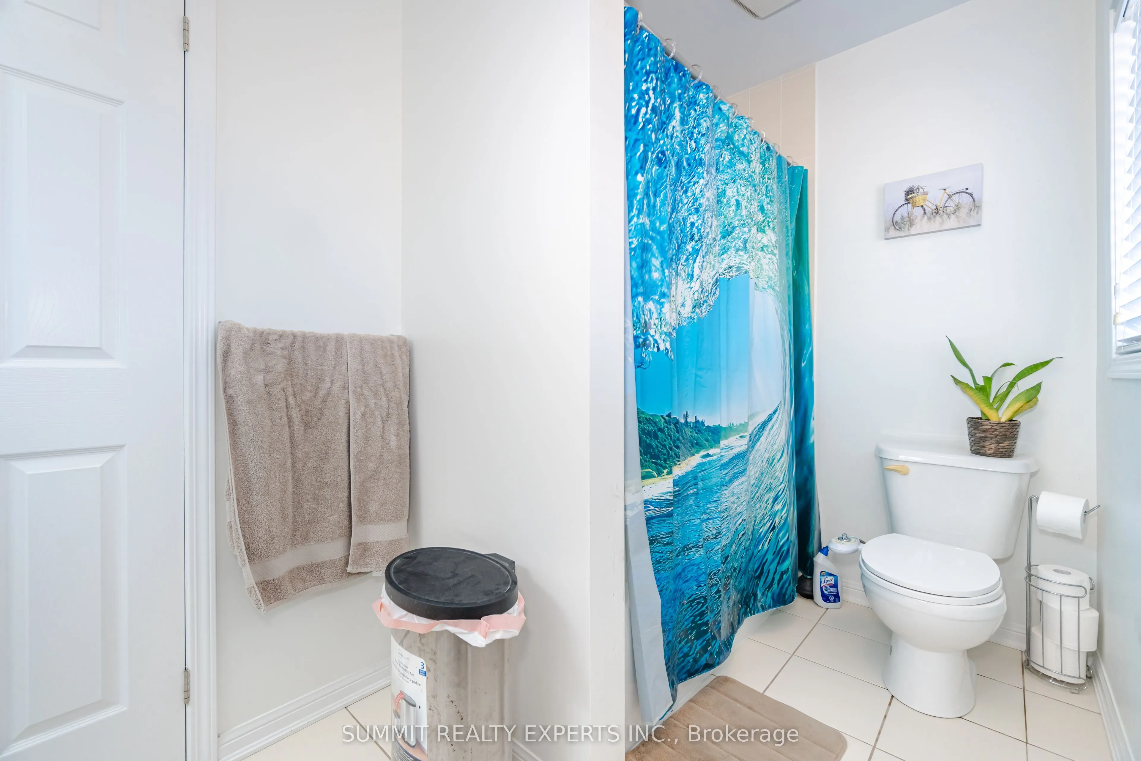 39 Donomore Drive, #Upper