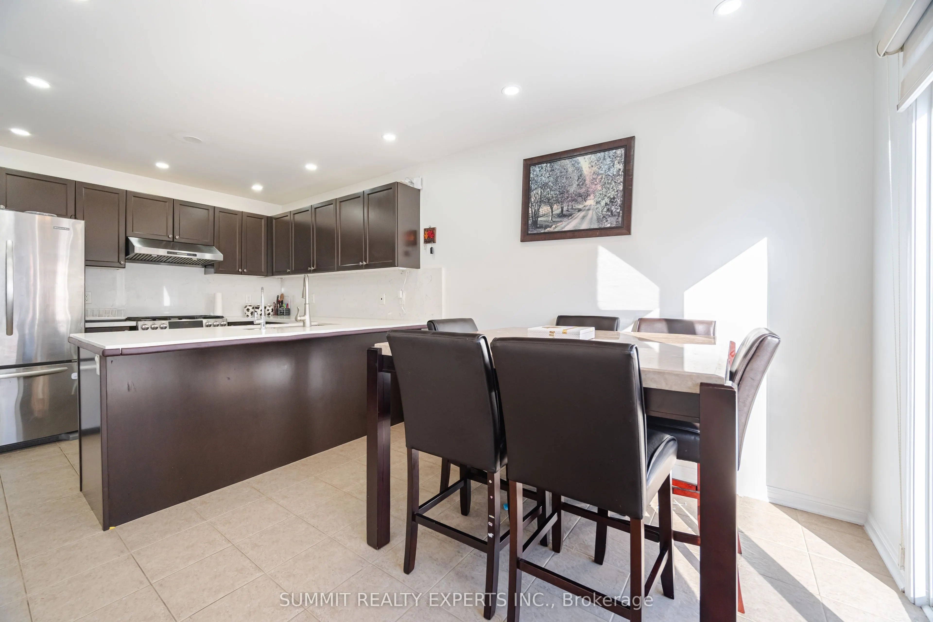 39 Donomore Drive, #Upper